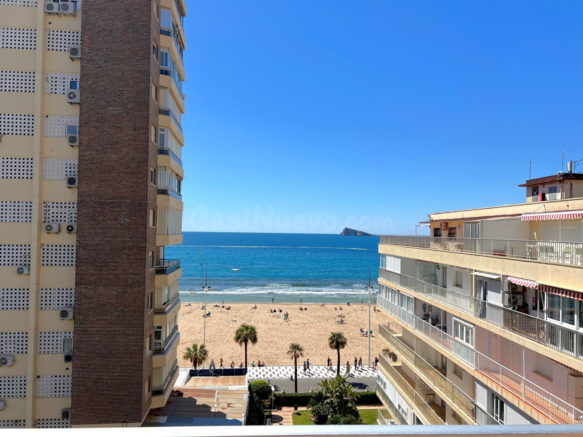 Piso de 5 habitaciones en primera linea Benidorm - foto 2