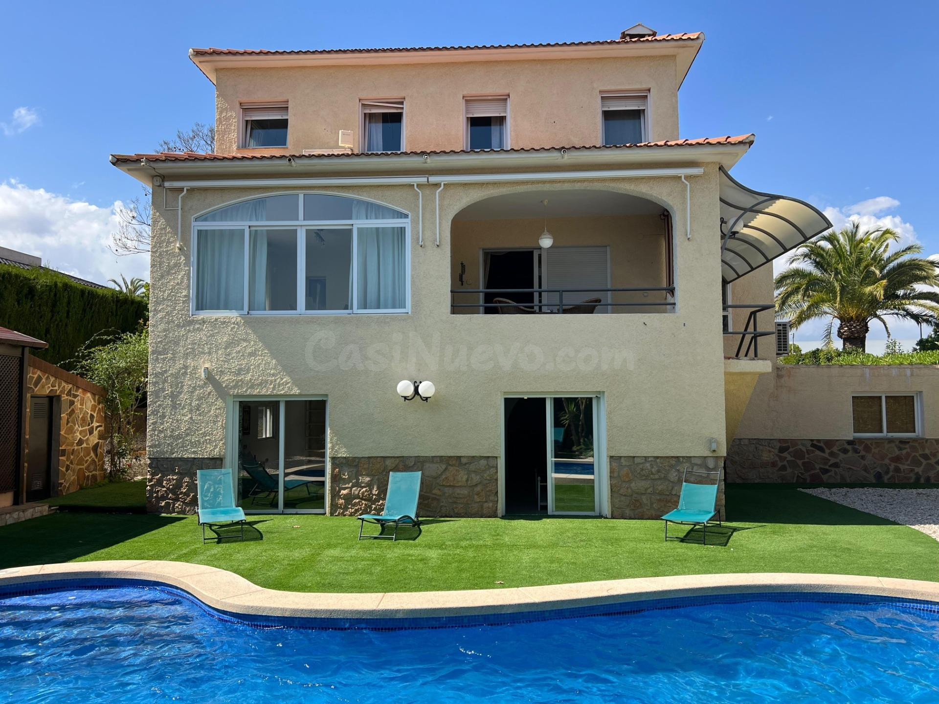CHALET EN URB COBLANCA (BENIDORM)