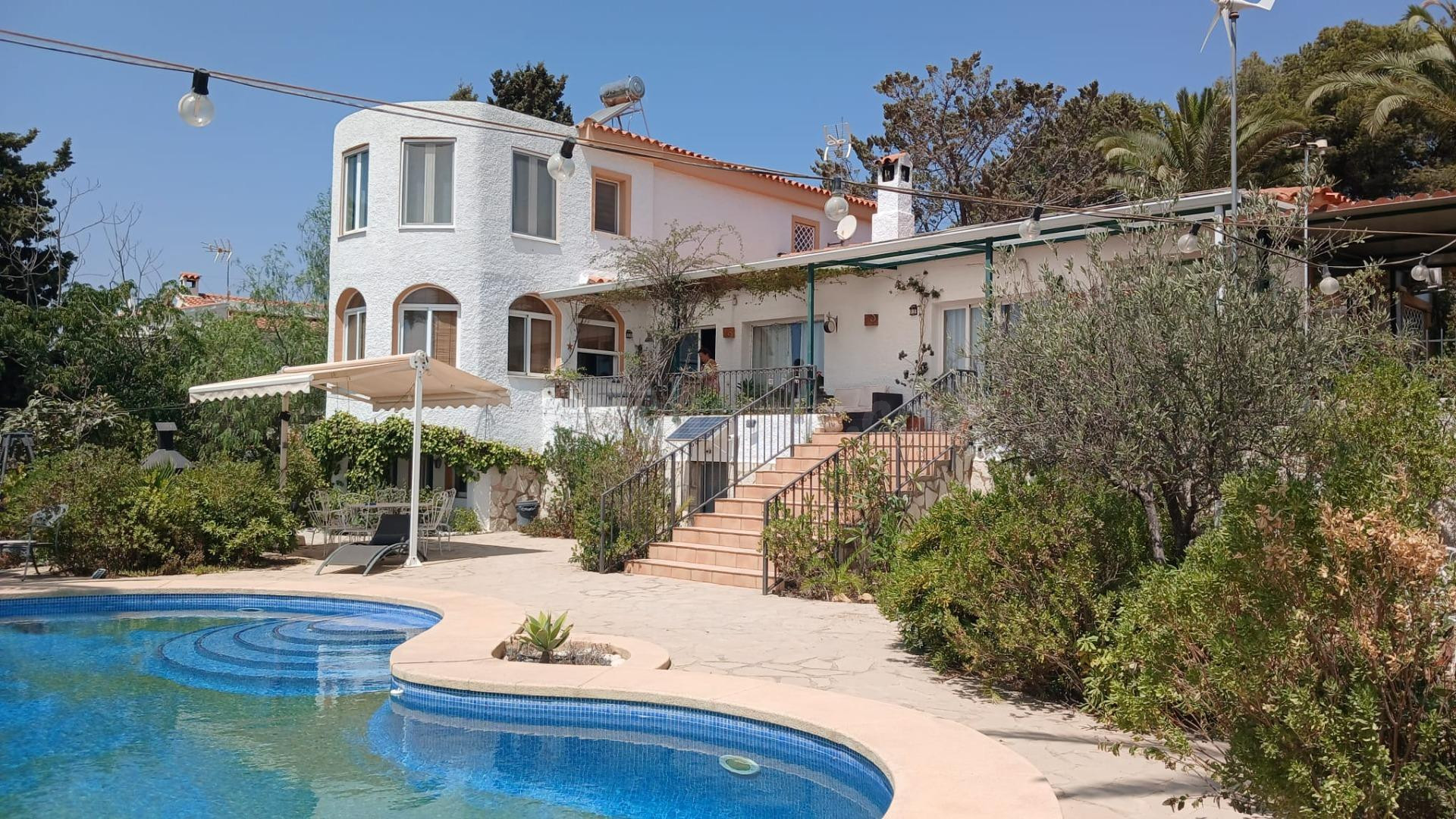 Chalet unifamiliar en venta en L´Alfàs del Pi - foto 2