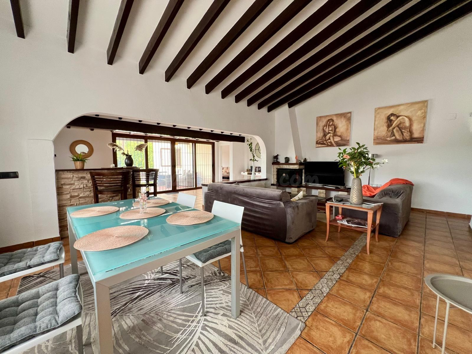 VILLA INDEPENDIENTE EN ALQUILER – LA NUCÍA - foto 5
