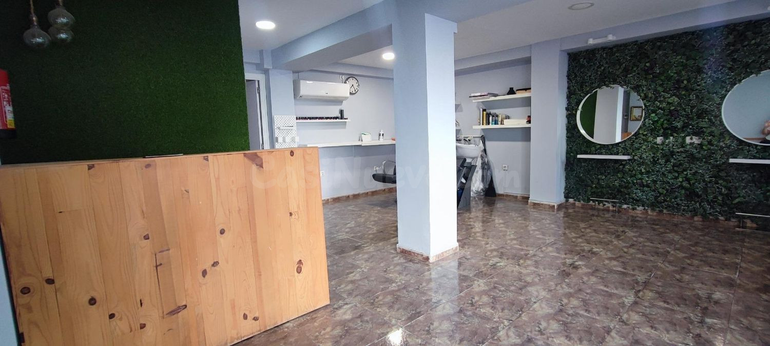 Local comercial 70m² en venta - Arroyo - Santa Justa - foto 2