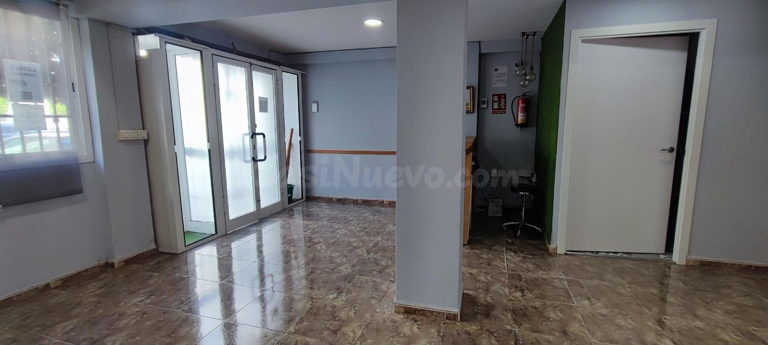 Local comercial 70m² en venta - Arroyo - Santa Justa - foto 3