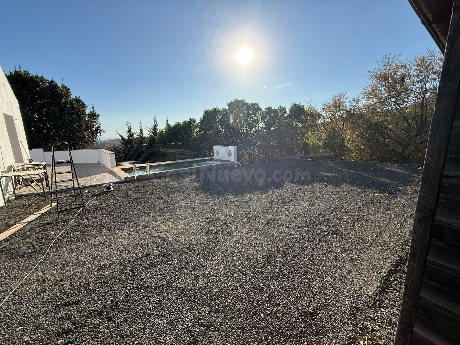 CASA DE CAMPO CON PISCINA EN COLMENAR – 3.500 m2 DE PARCELA  - foto 2