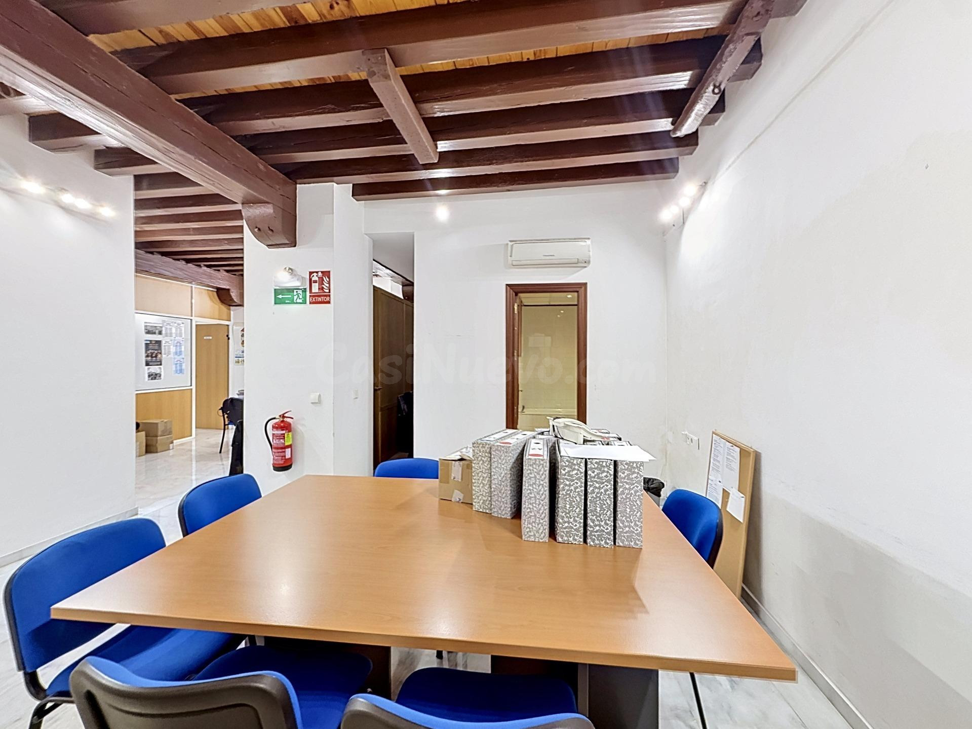 Local en el Centro de Sevilla - Oportunidad para Negocios