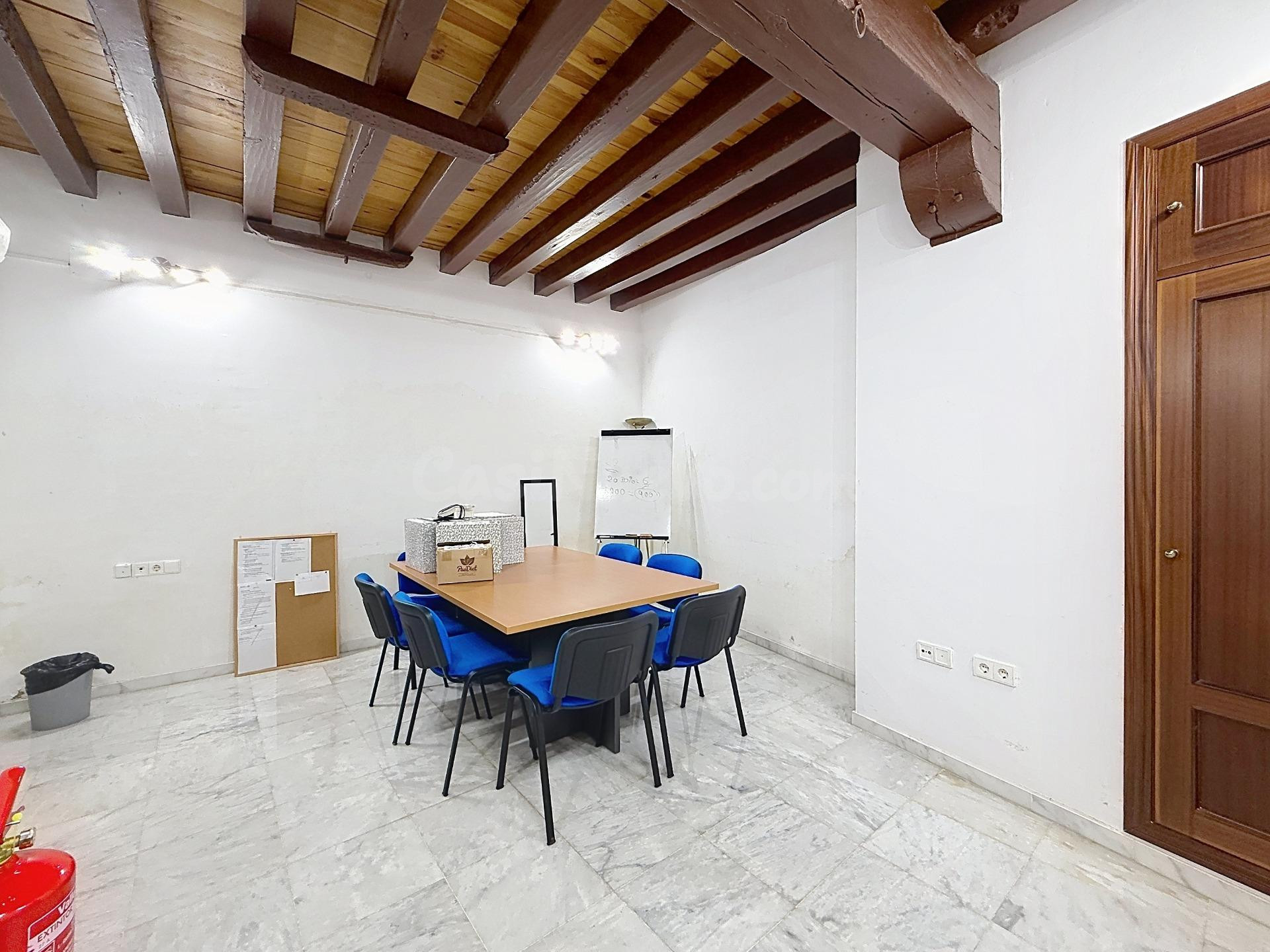 Local en el Centro de Sevilla - Oportunidad para Negocios - foto 2