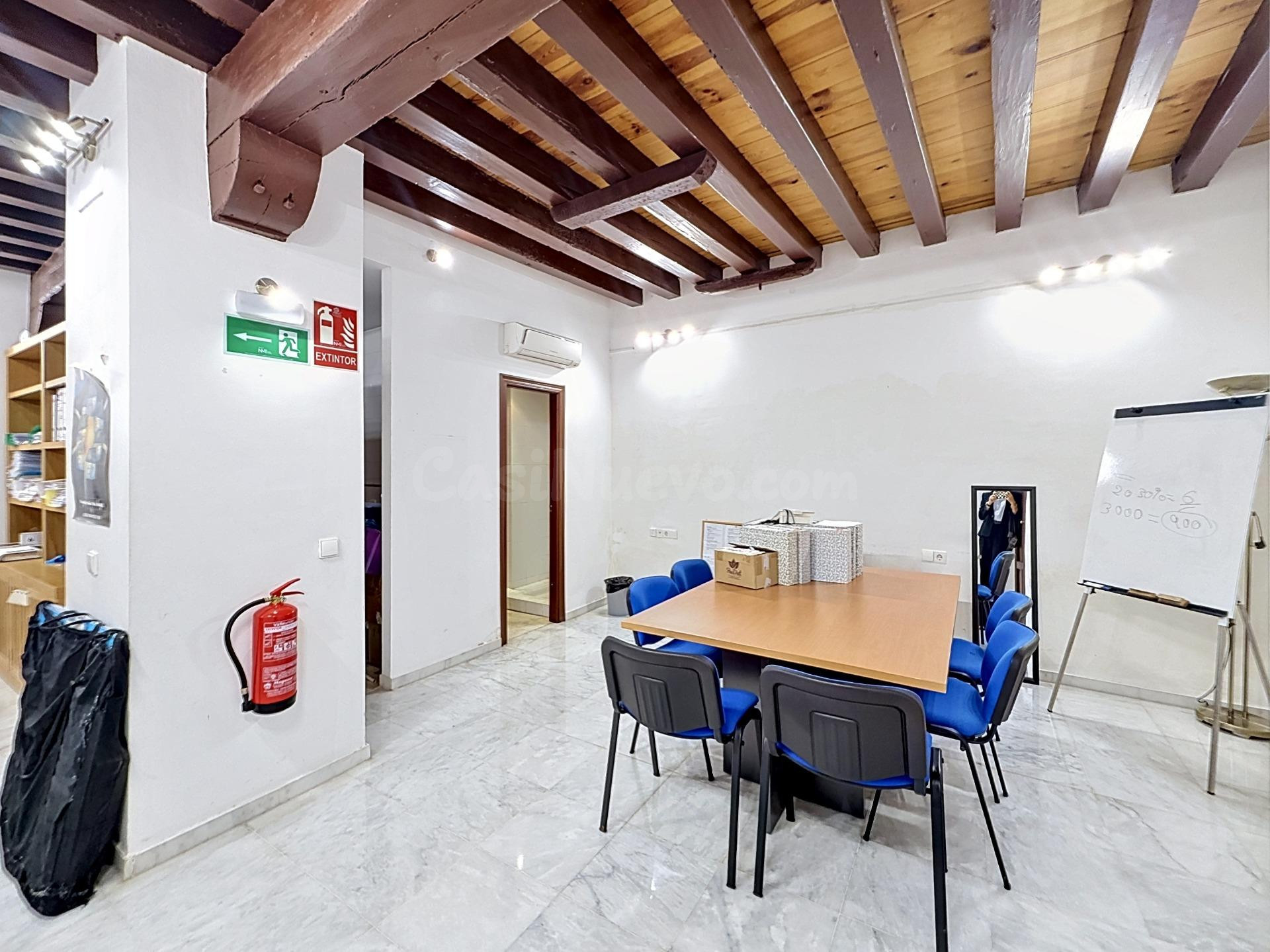 Local en el Centro de Sevilla - Oportunidad para Negocios - foto 4