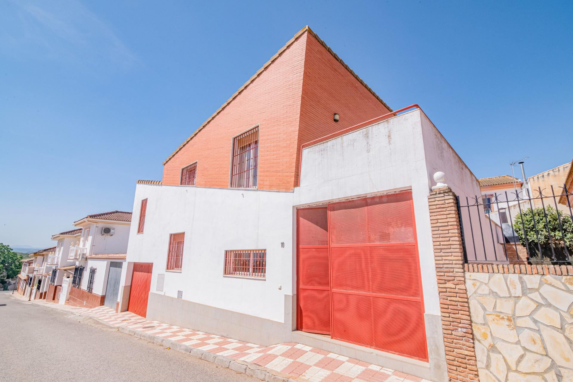 ¡Espectacular Chalet en Tocon, Illora con piscina privada! - foto 3