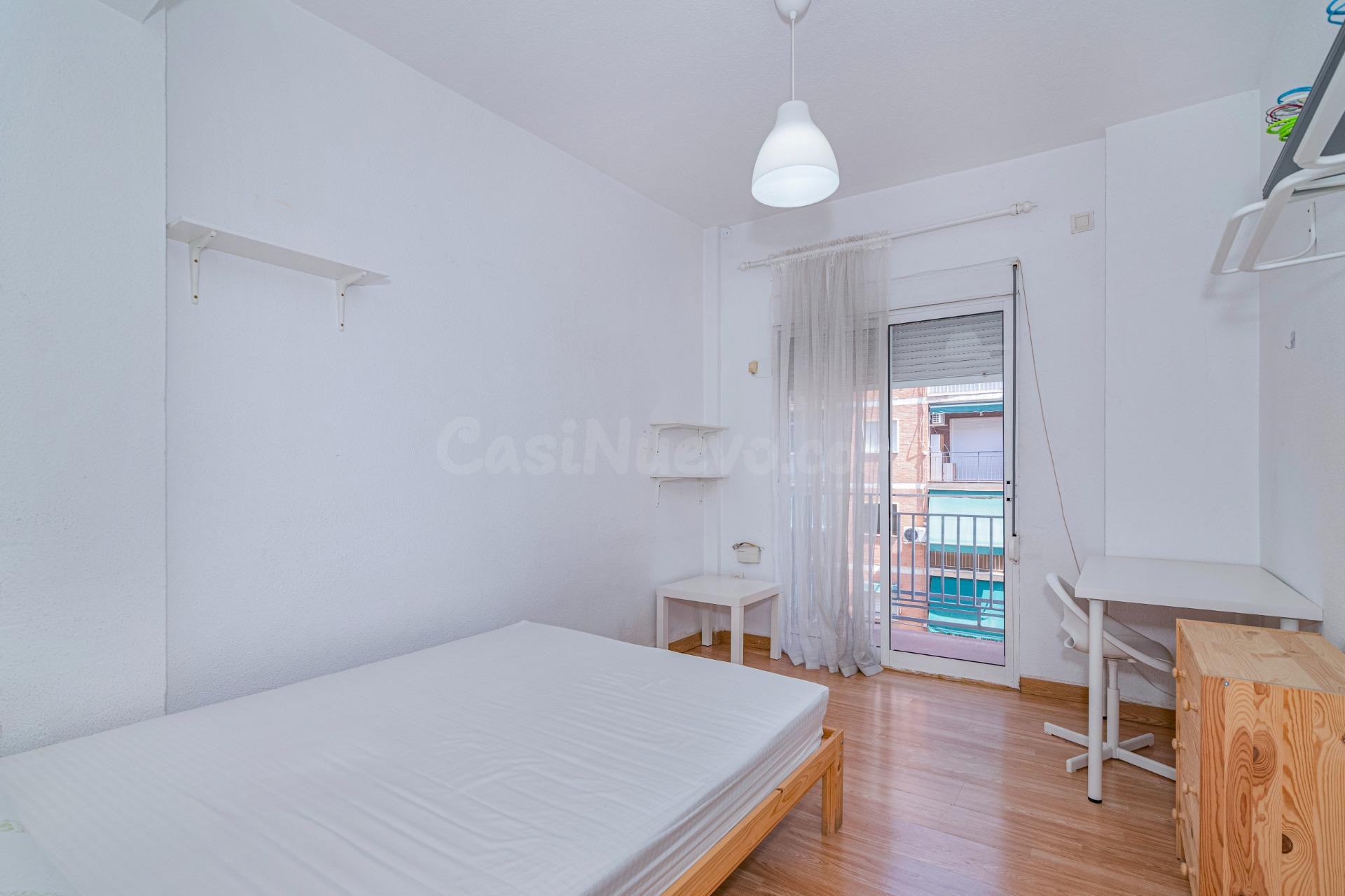 Piso en Calle Arabial - foto 3