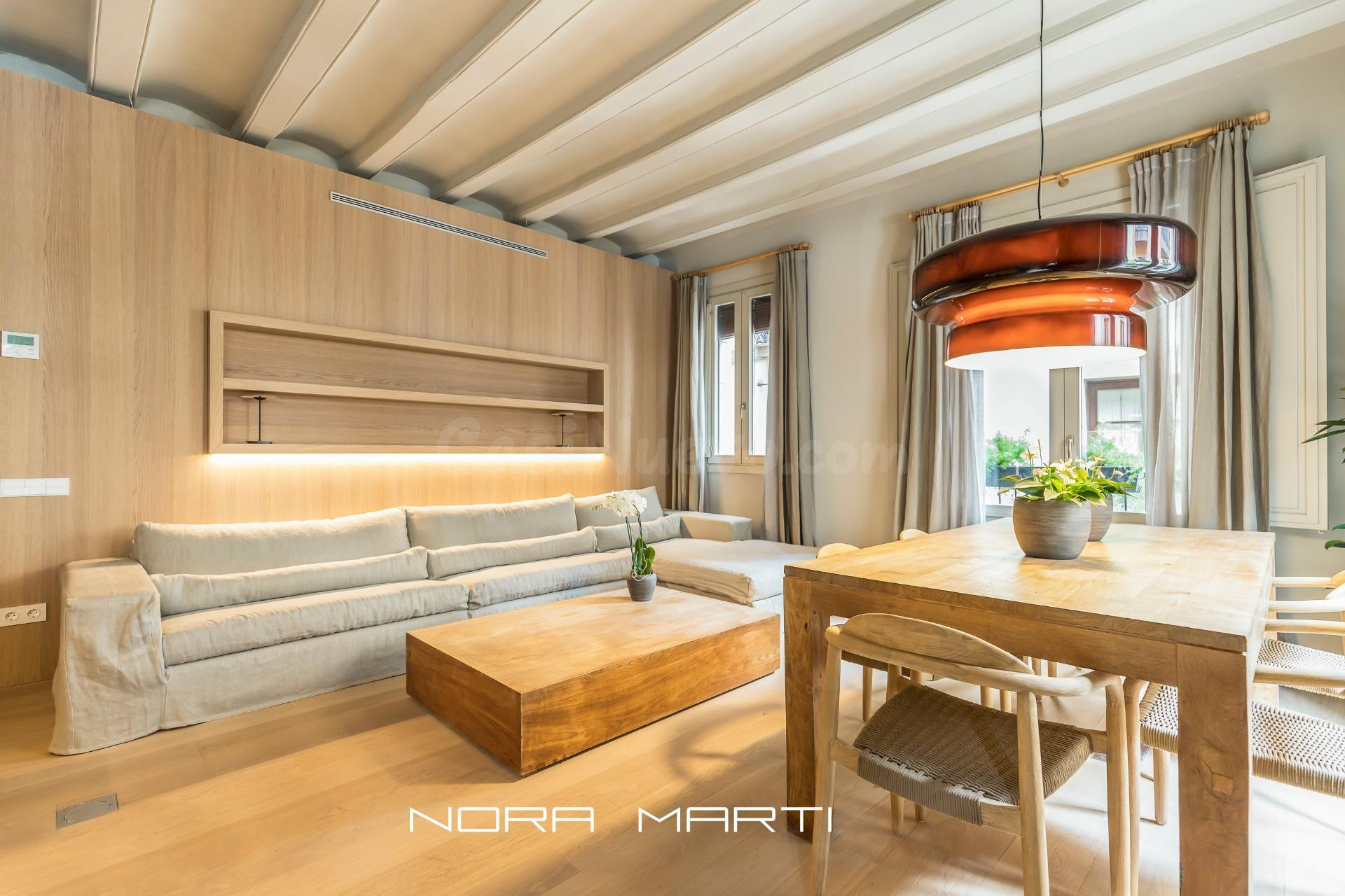 PISO CON ENCANTO EN EL CORAZON DEL BORN - foto 3
