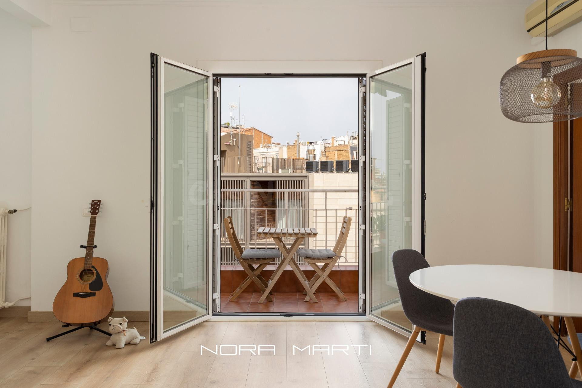 MAGNIFICO PISO ALTO CON VISTAS A LA SAGRADA FAMILIA - foto 4
