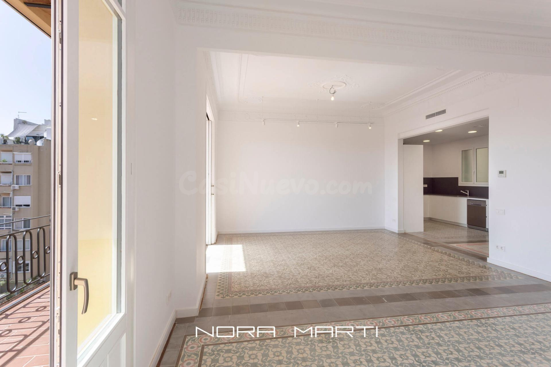MAGNIFICO PISO EN FINCA REGIA REFORMADO EN EIXAMPLE - foto 3
