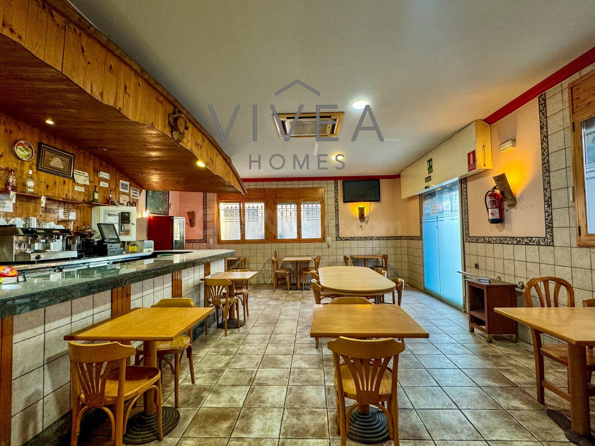 Local restaurante de 148m2 totalmente equipado con opción de