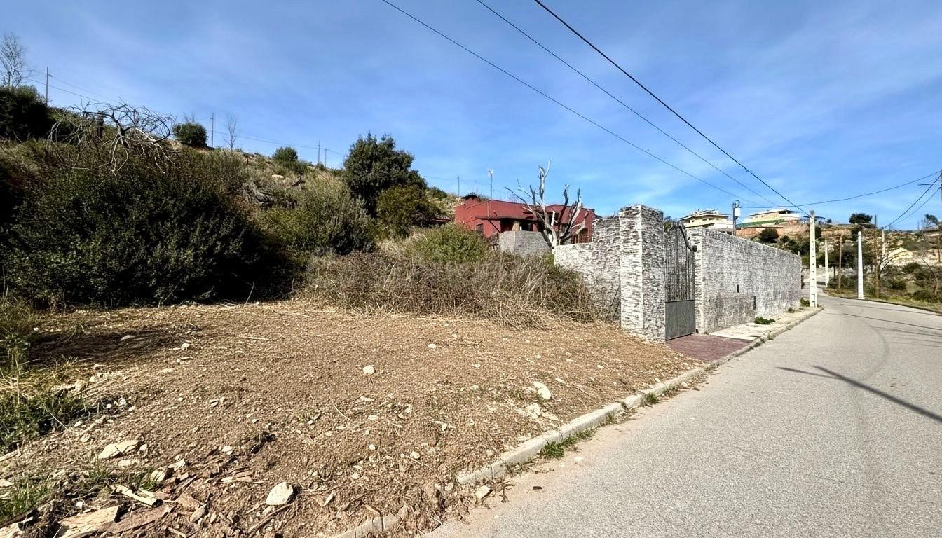 Parcela urbana de 805 m2 en River Park, El Pont de Vilomara  - foto 3
