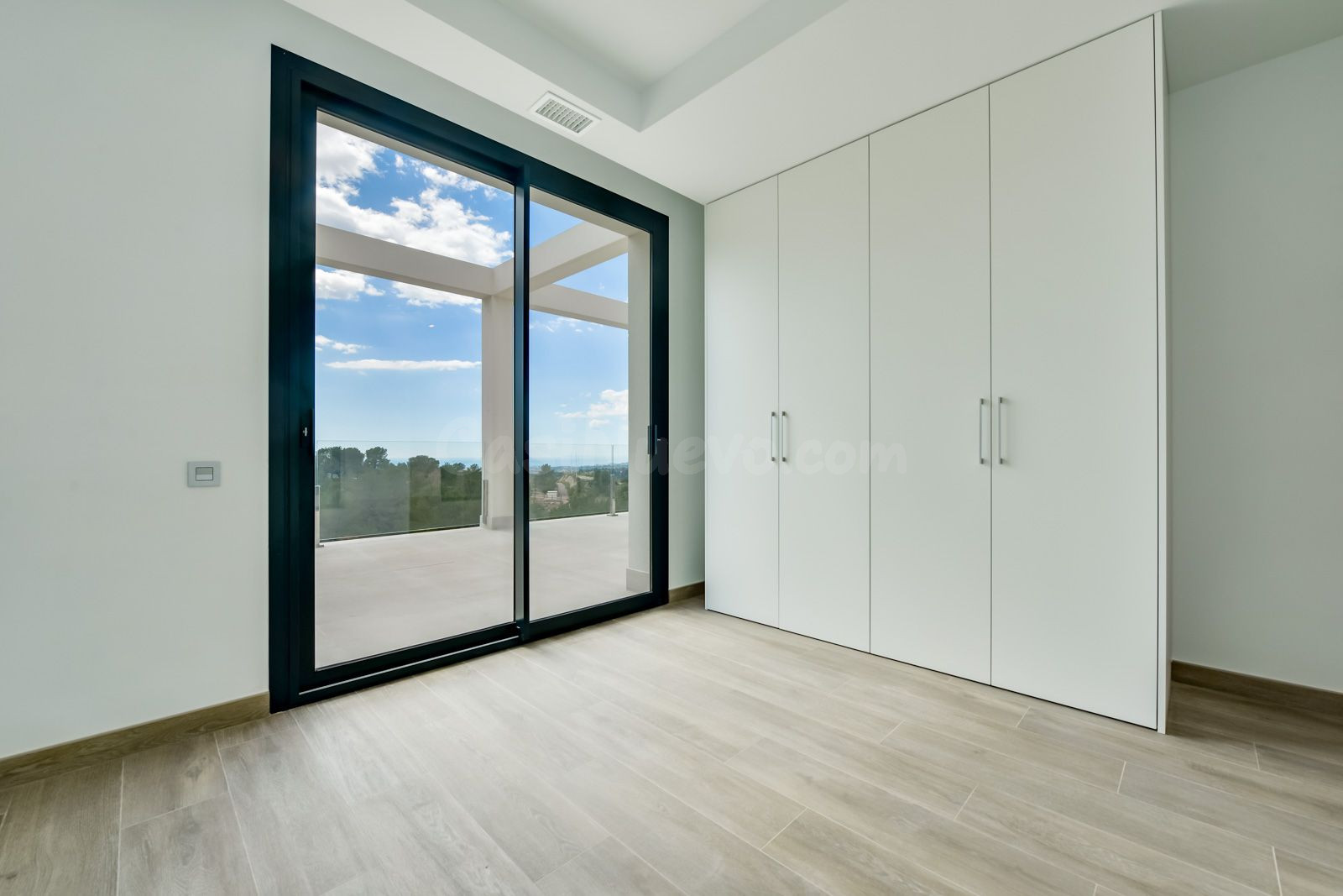 Villa 7 habitaciones 636m² en venta - Golf Bahía - foto 2