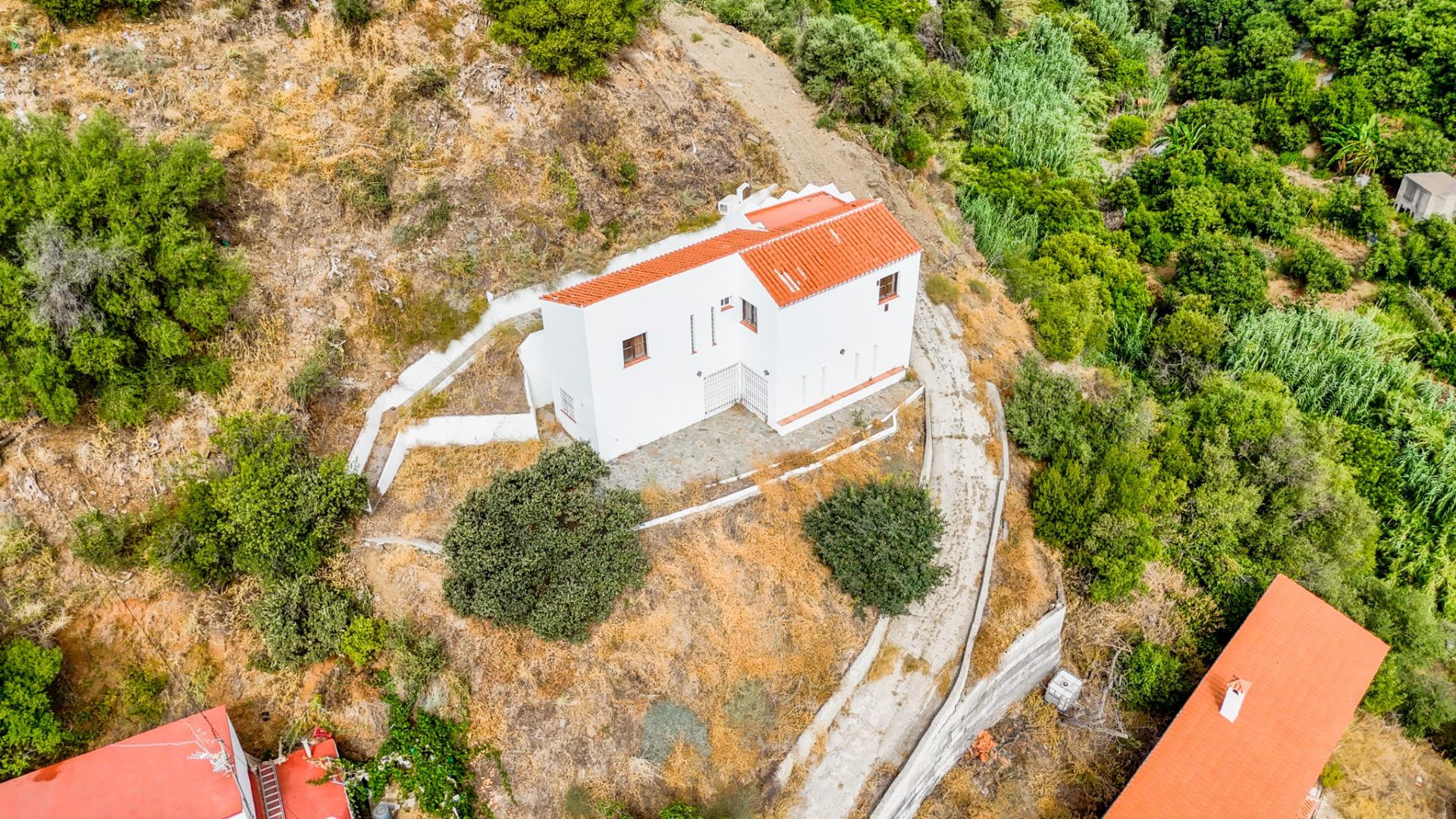 Encantadora Casa de Campo en Almuñécar - foto 2