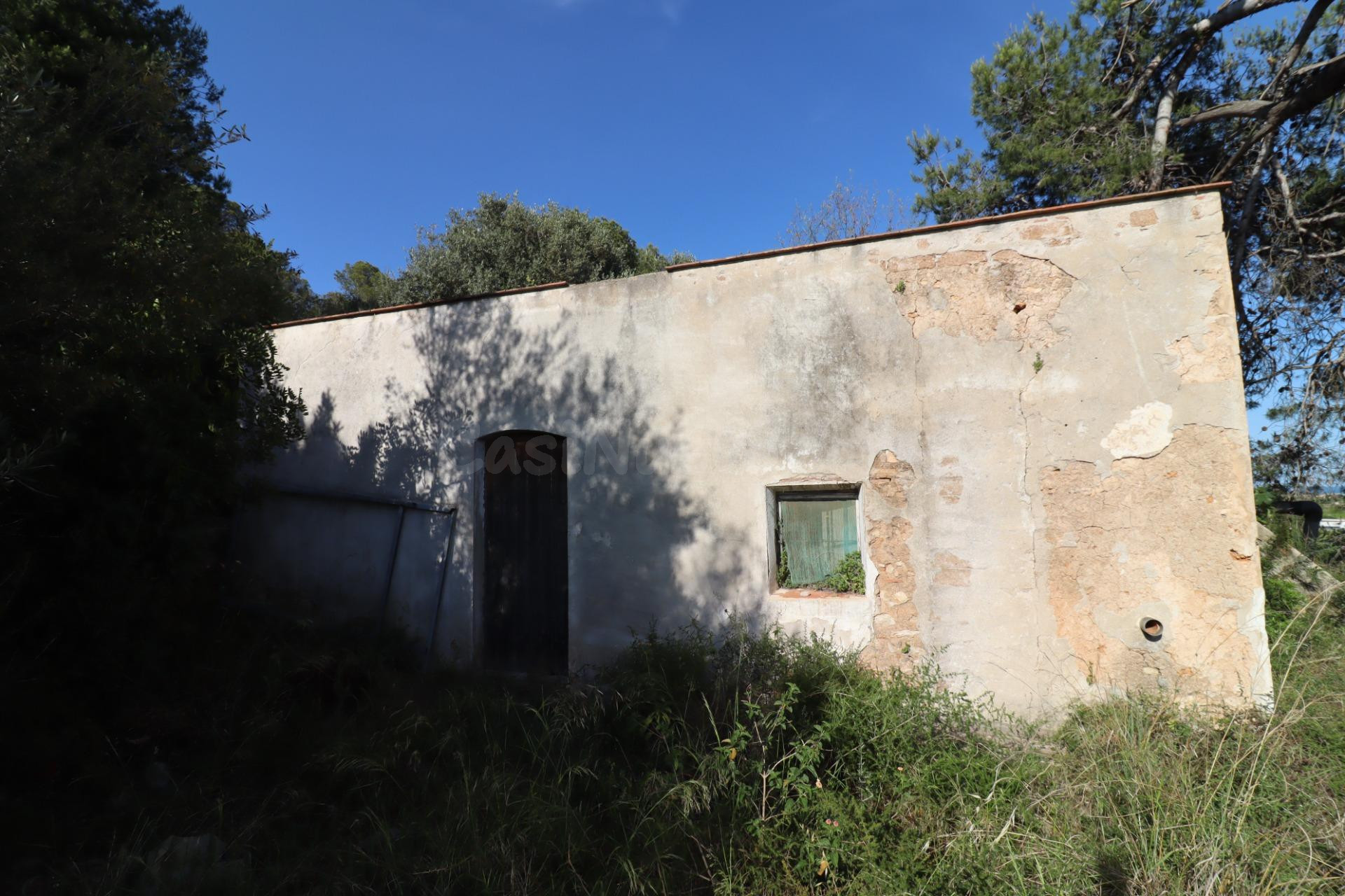 Finca con casa para rehabilitar en les Calafes - foto 2