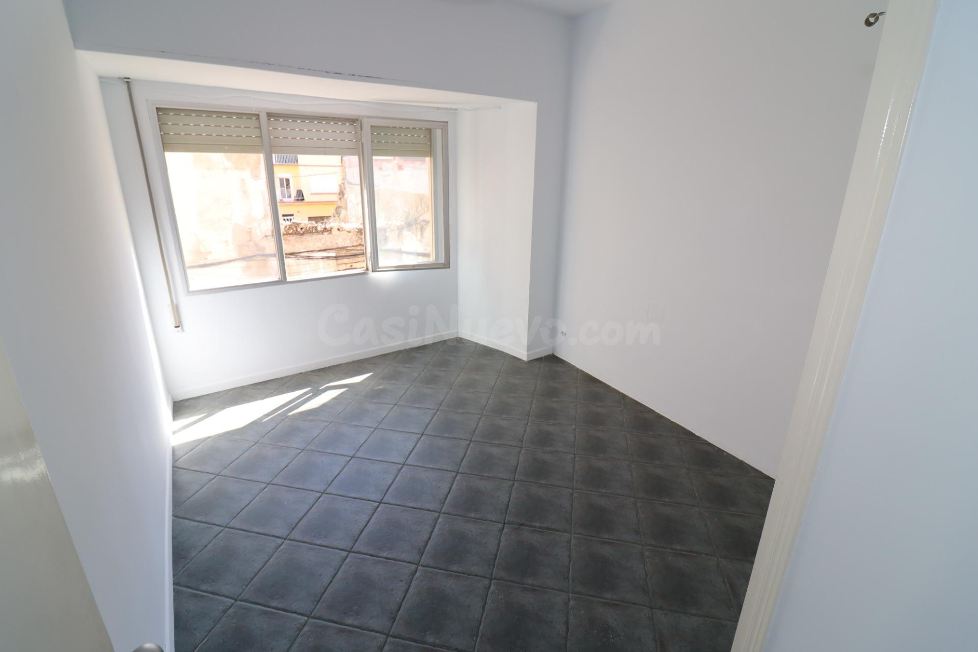 Encantadora Casa en el Centro de La Ràpita por solo 138.000  - foto 4