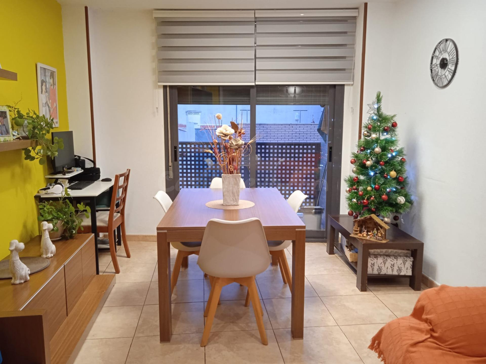 Estupendo ático duplex de tres dormitorios y gran terraza. V - foto 2