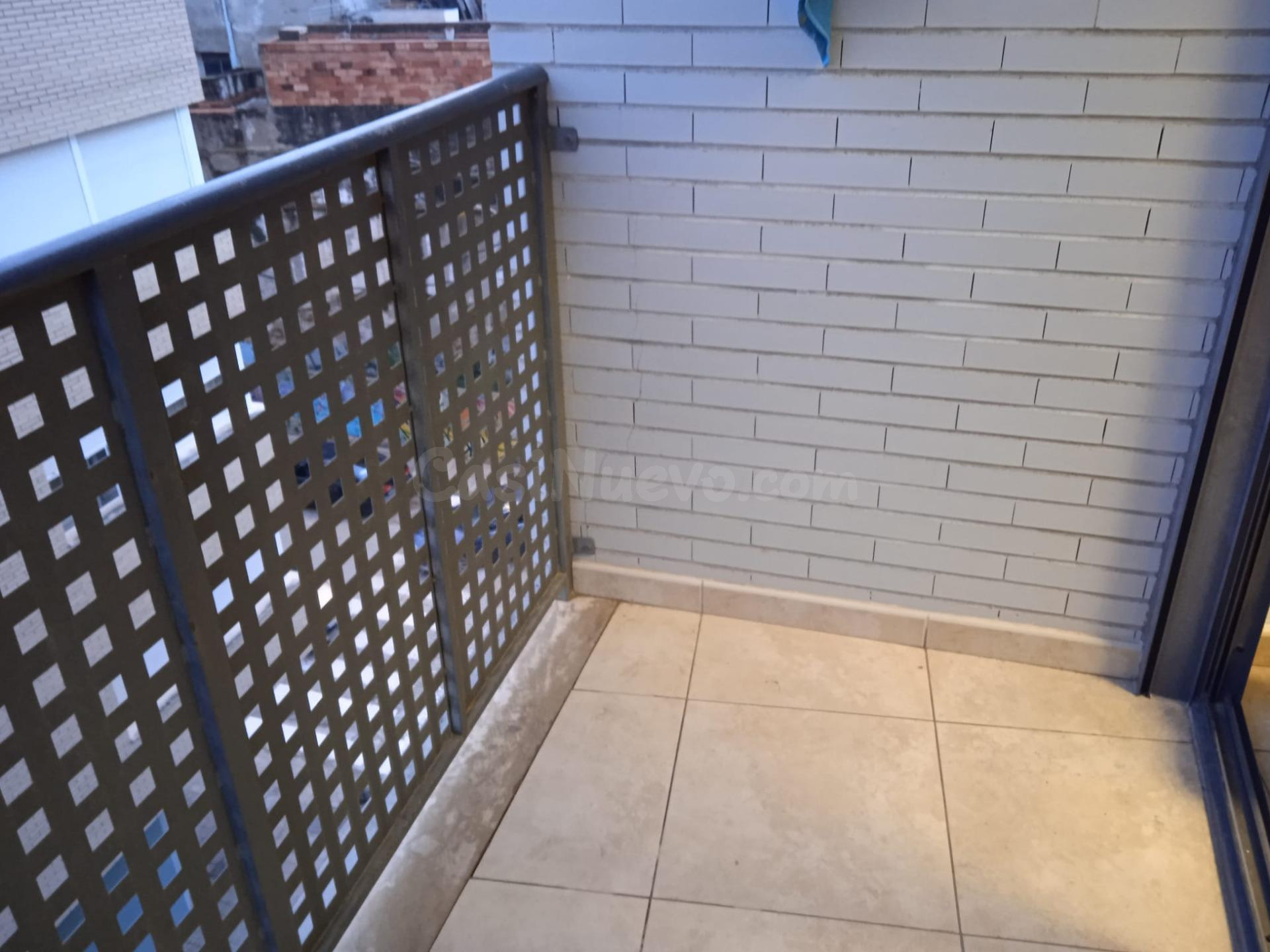 Estupendo ático duplex de tres dormitorios y gran terraza. V - foto 4