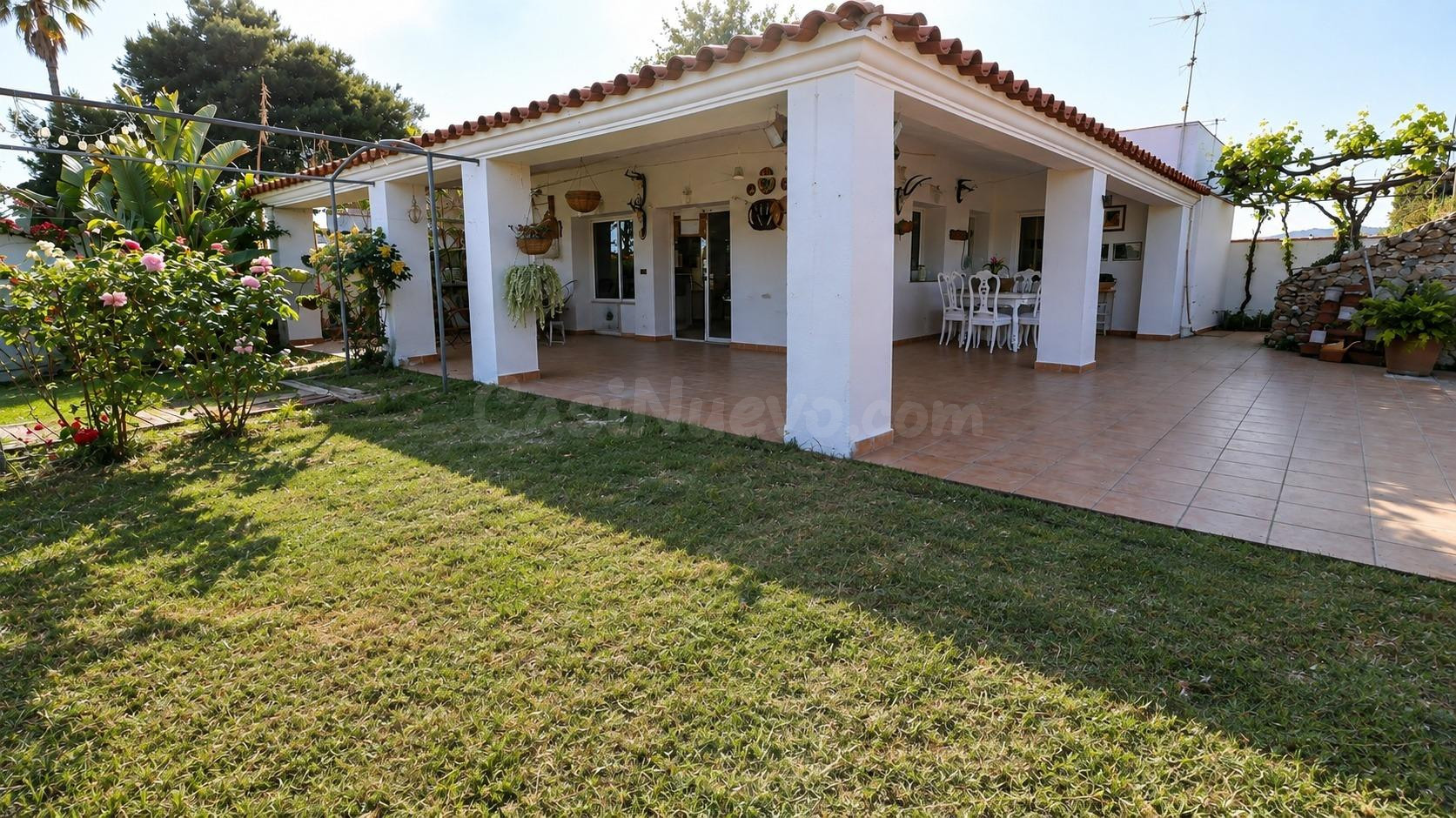 Prat en las Casas de Alcanar con luz y pozo propio