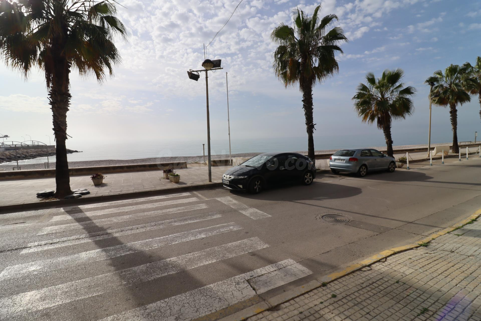 Restaurante en primera línea de mar