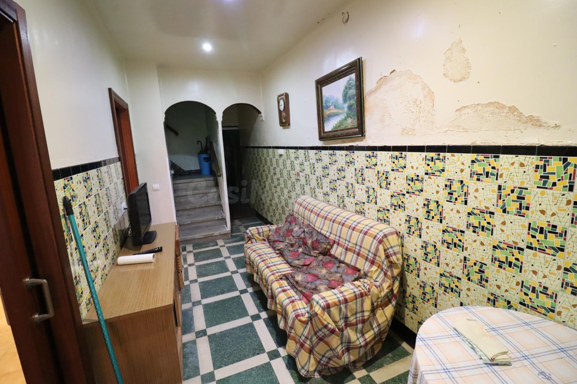 Encantadora Casa en Alcanar a un Precio Inmejorable de €65,0 - foto 2