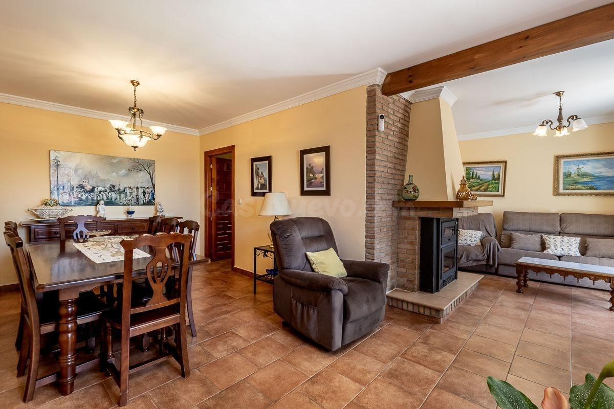 CASA INDEPENDIENTE EN ALFACAR CON PISCINA, JARDÍN, HUERTO Y  - foto 5