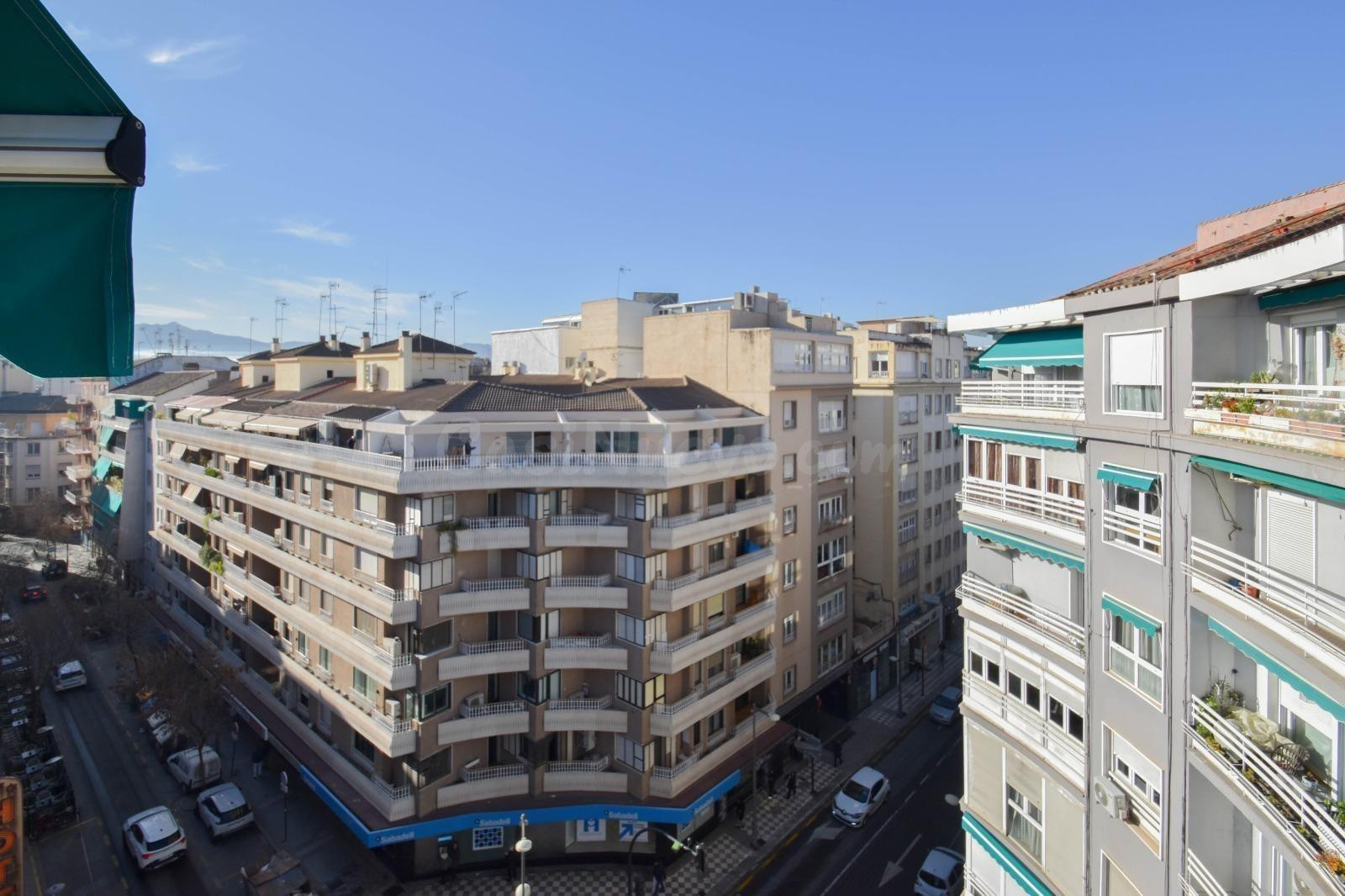 PISO EN 7ª PLANTA CON TERRAZA, 4 DORMITORIOS Y POSIBILIDAD DE COCHERA DOBLE | 520.000 €