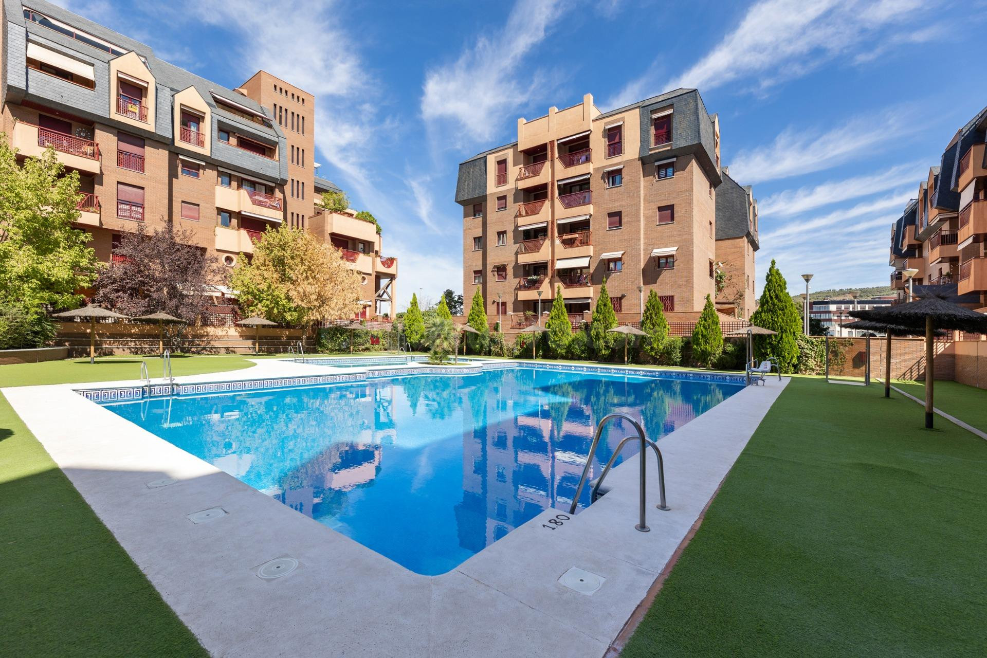 Piso en venta en Altos del Serrallo – Granada