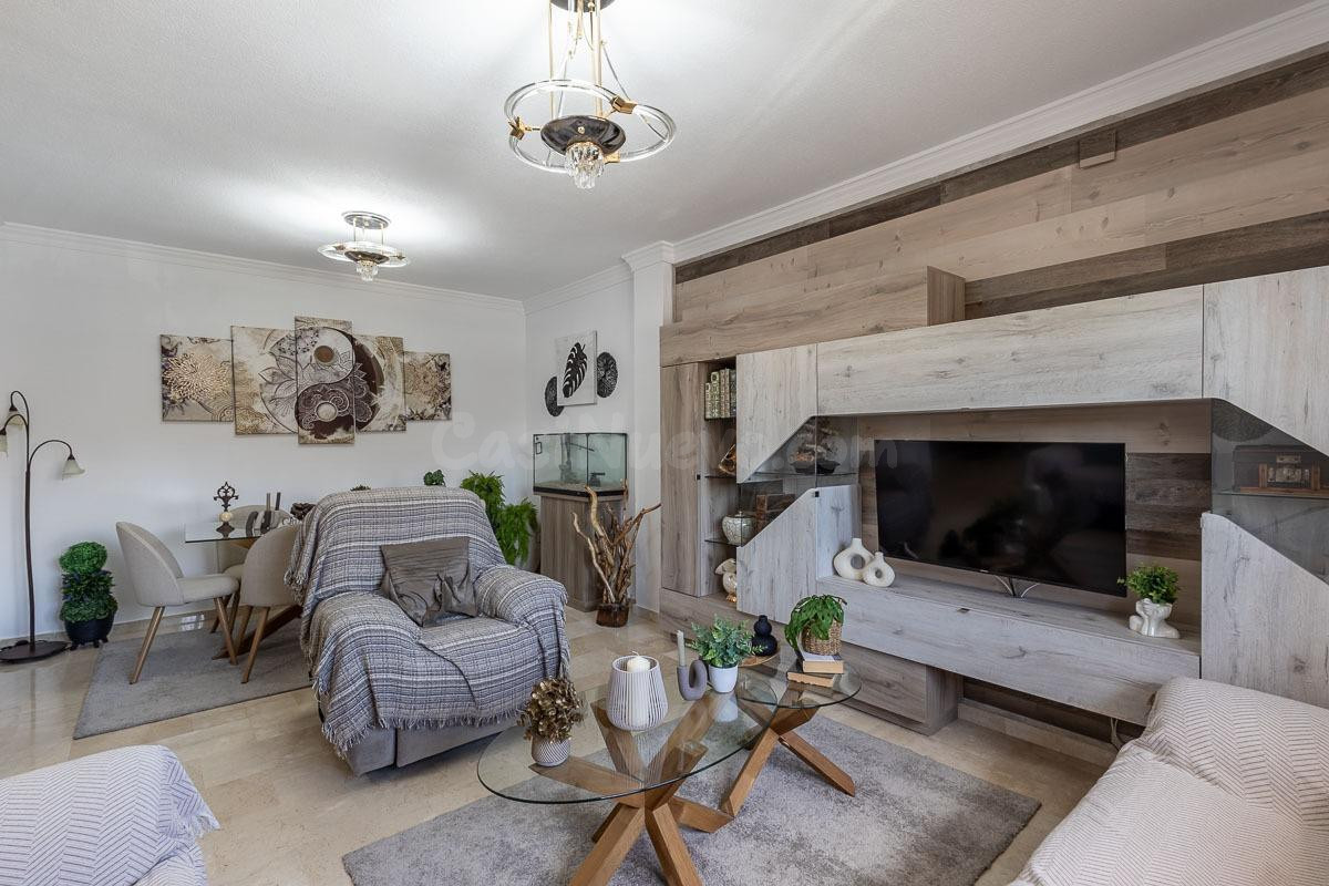 Casa en Cullar Vega con todas las comodidades a tu alcance. - foto 4