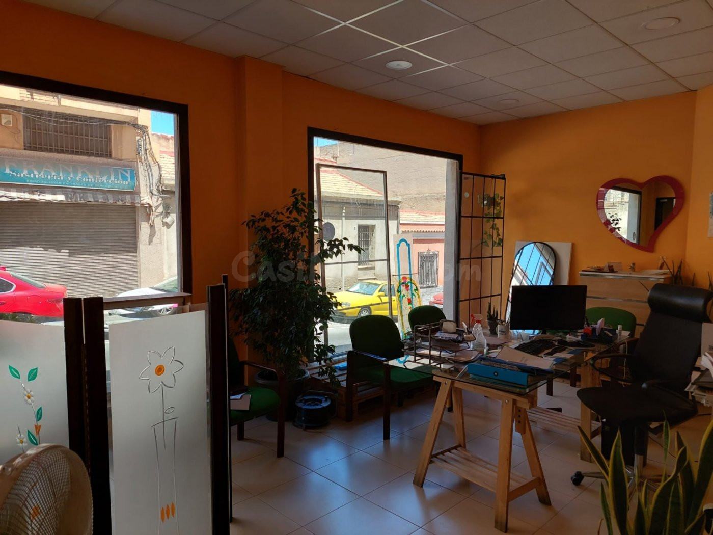 OPORTUNIDAD LOCAL EN VILLAFRANQUEZA