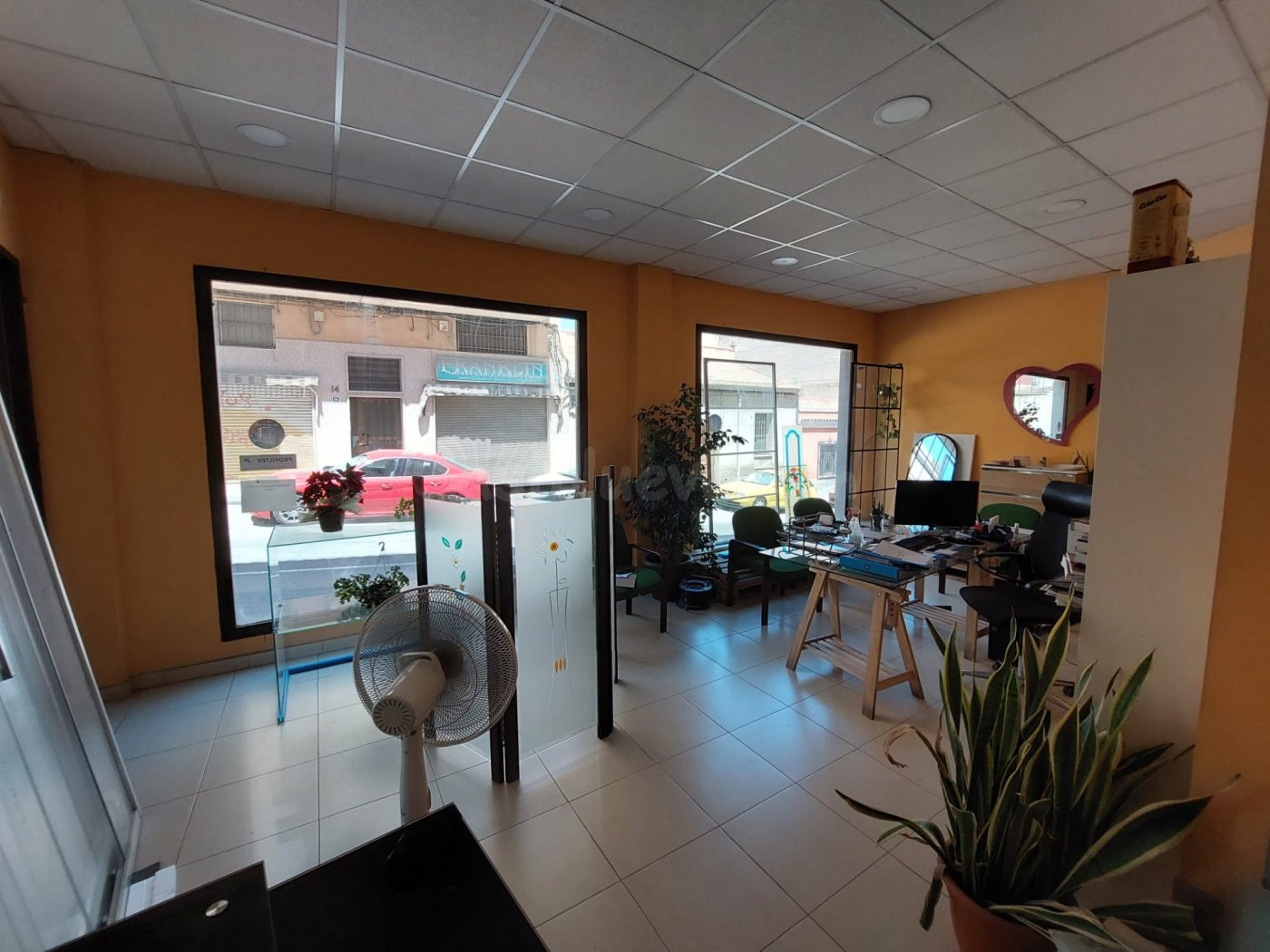 OPORTUNIDAD LOCAL EN VILLAFRANQUEZA - foto 4