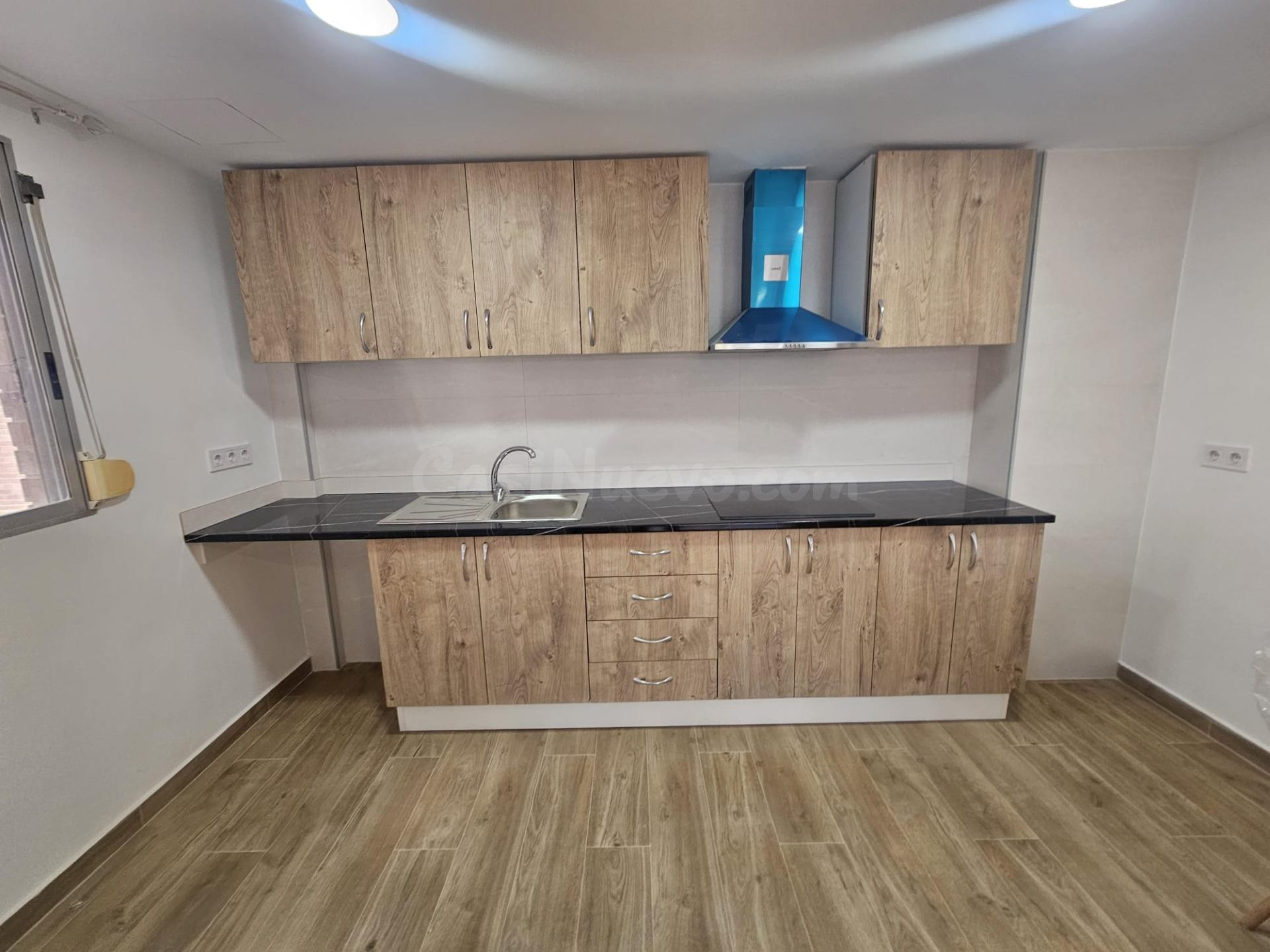 PISO EN VENTA CON ASCENSOR Y URBANIZACION