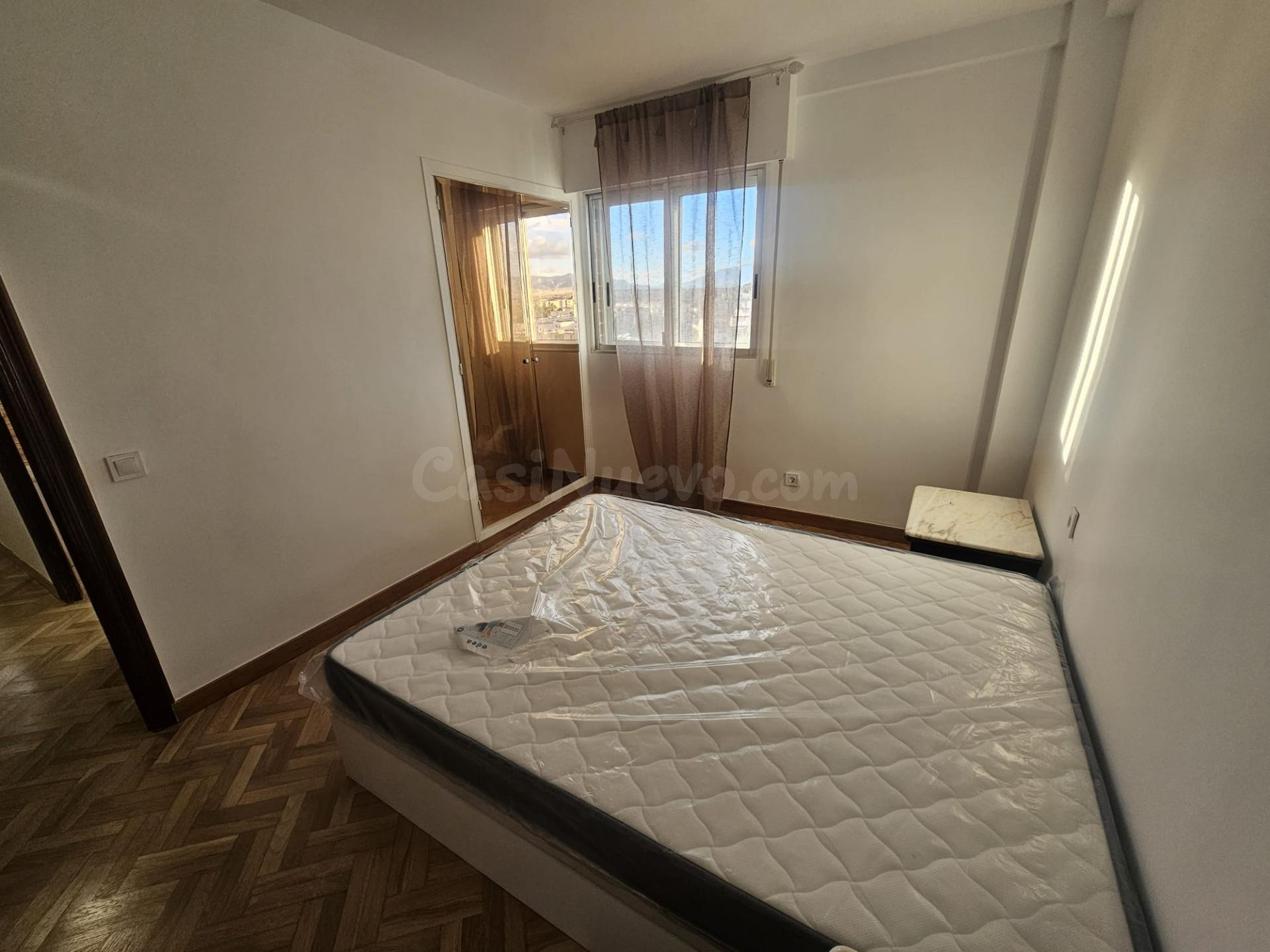 PISO EN VENTA CON ASCENSOR Y URBANIZACION - foto 5