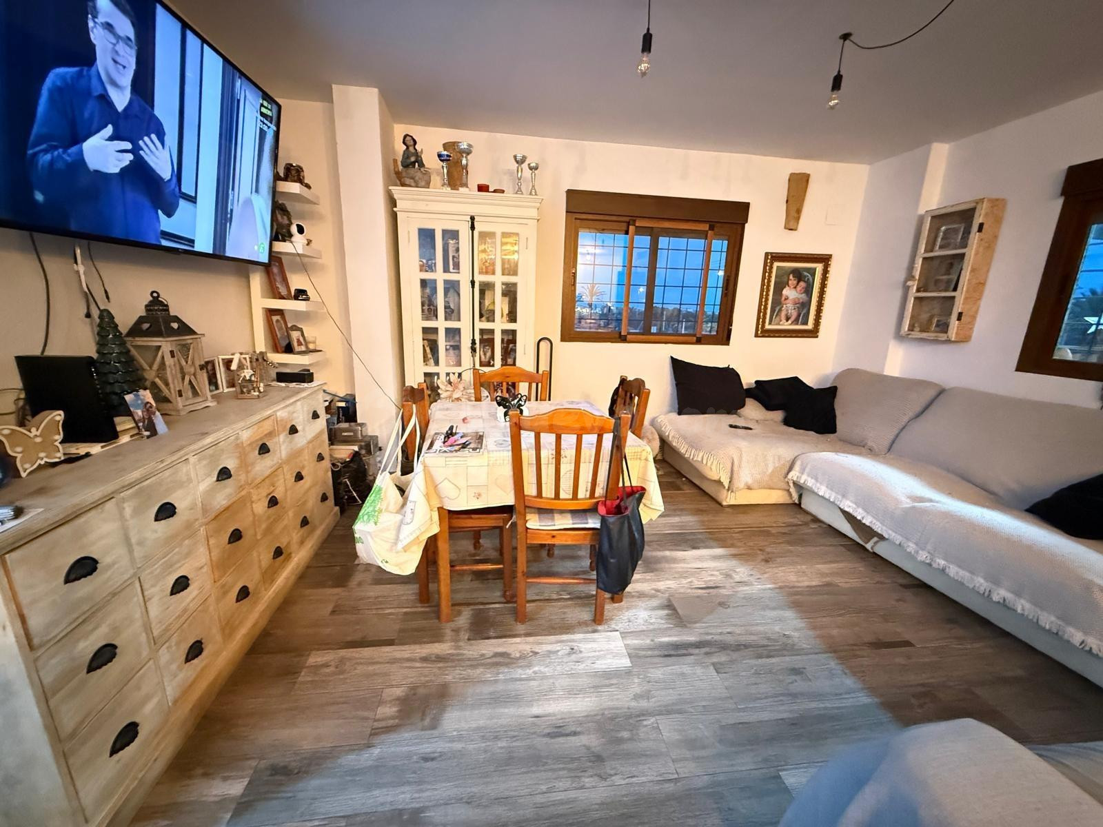Encantador Chalet Reformado en San Vicente del Raspeig - Ideal para tu Familia
