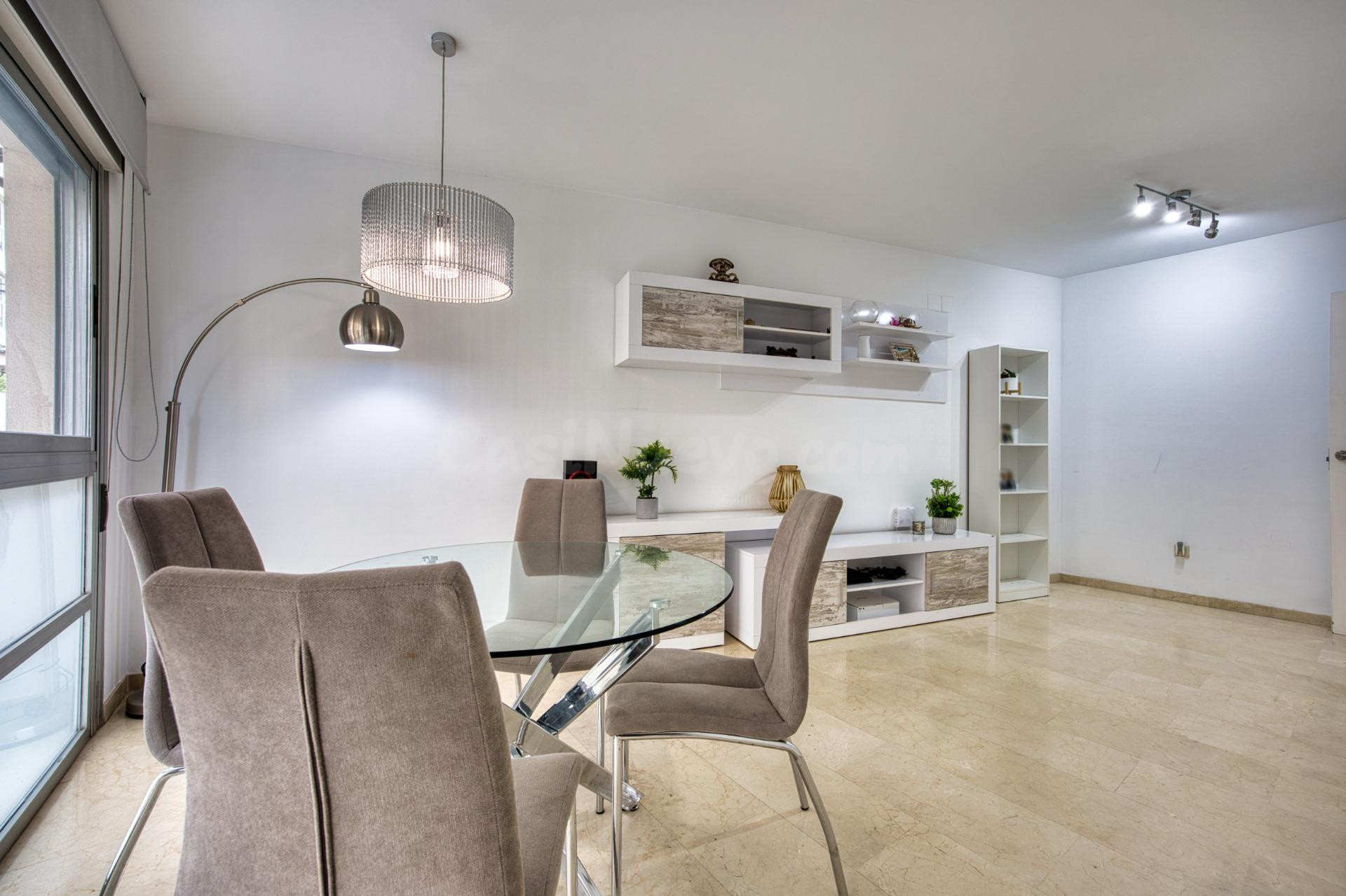 ✨ AMPLIA VIVIENDA EN PLENO CENTRO CON  PATIO PRIVADO | ¡LISTA PARA ENTRAR A VIVIR!