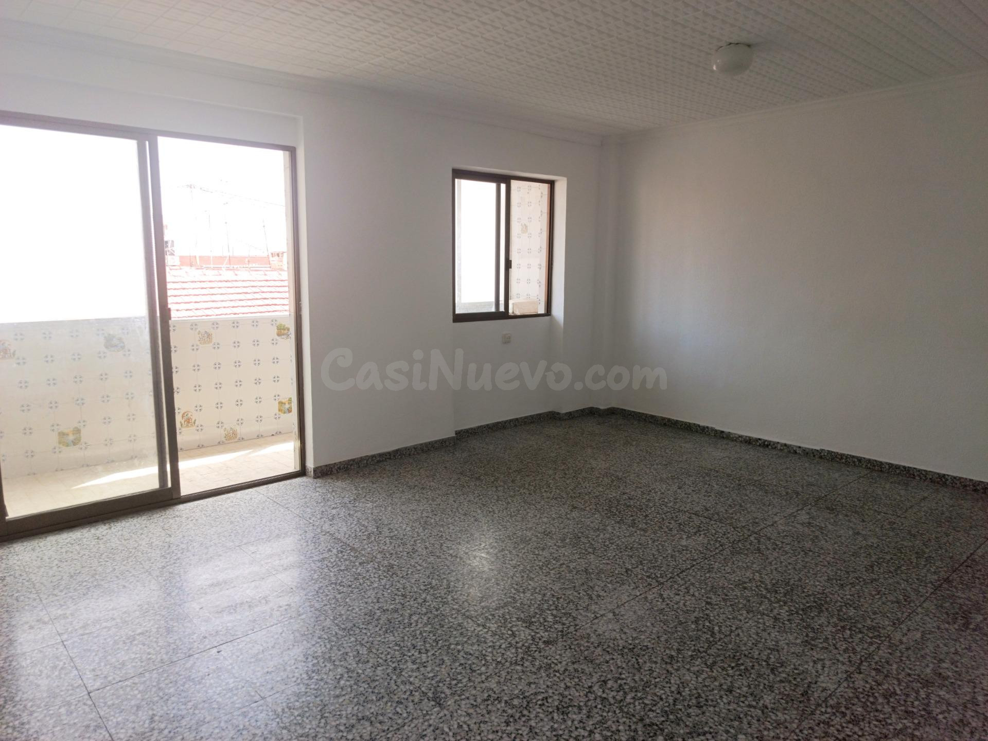 PISO EN CALLE ESPRONCEDA