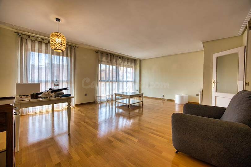 Exclusivo dúplex con ascensor, gran terraza con barbacoa, tr - foto 2