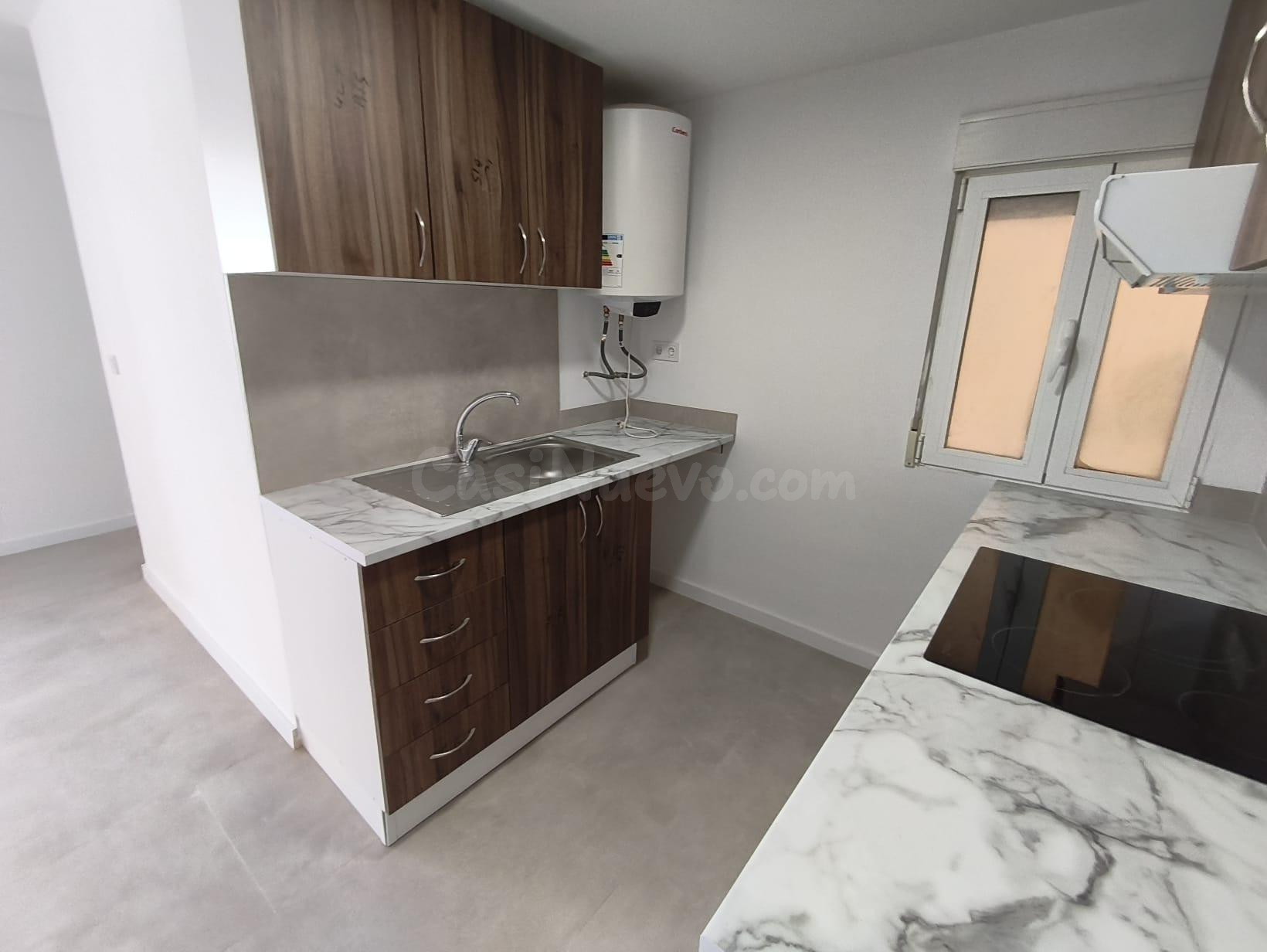 PISO EN VENTA EN MIRADORES CON ASCENSOR - foto 4
