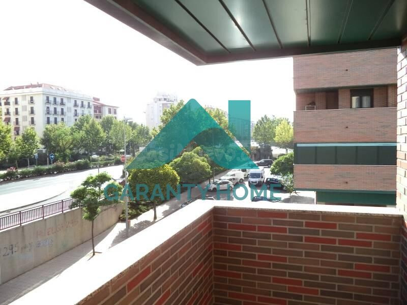 ¡SE ALQUILA APARTAMENTO EN EL VIVERO!