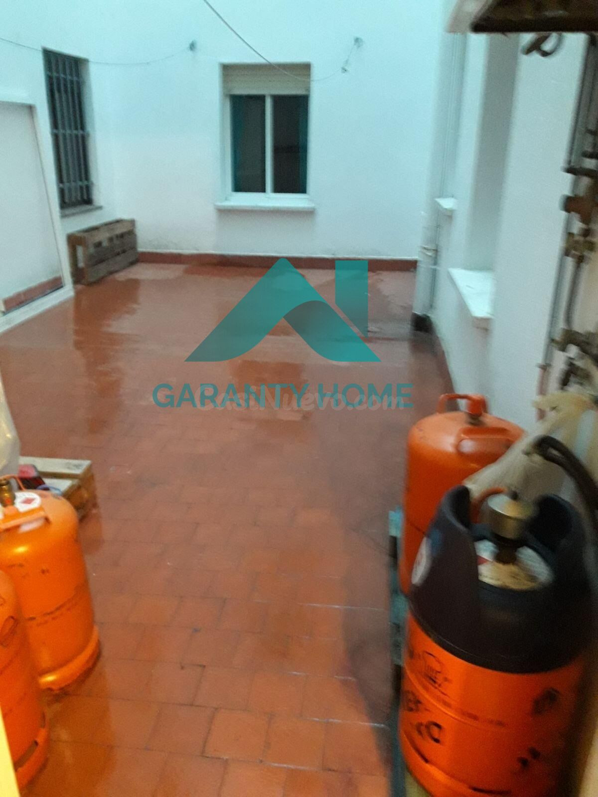 SE ALQUILA PISO A ESTUDIANTES EN ZONA CRUZ DE LOS CAIDOS - foto 4