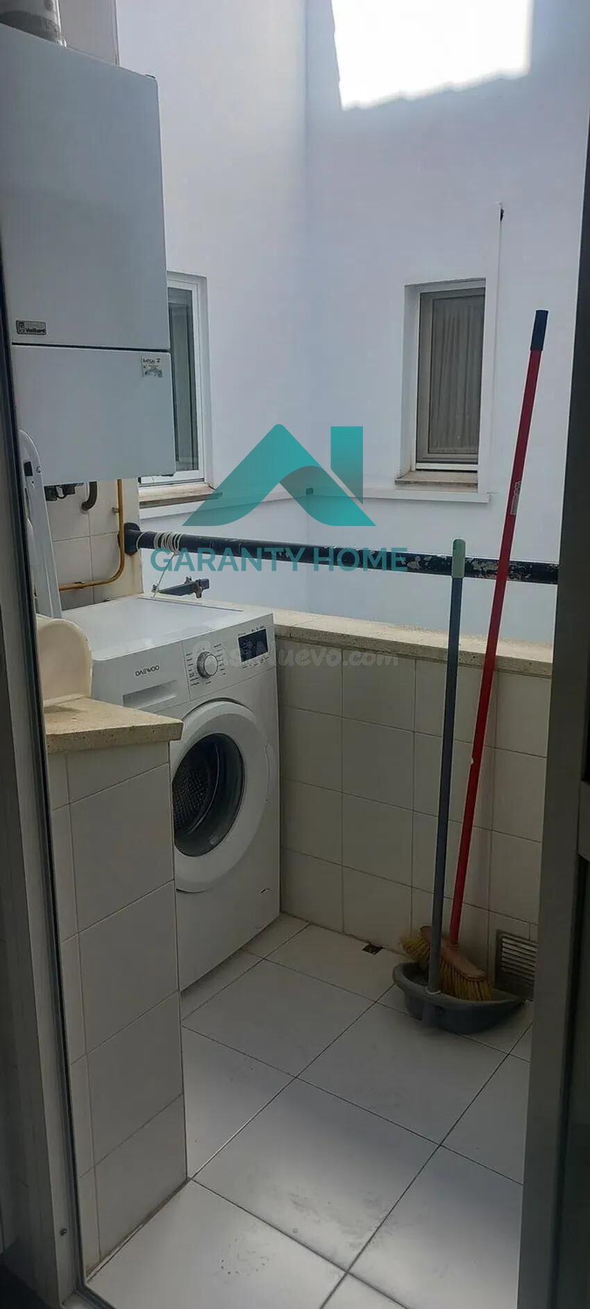 ¡AMPLIO PISO AMUEBLADO EN ZONA CÁNOVAS! ️✨ - foto 5