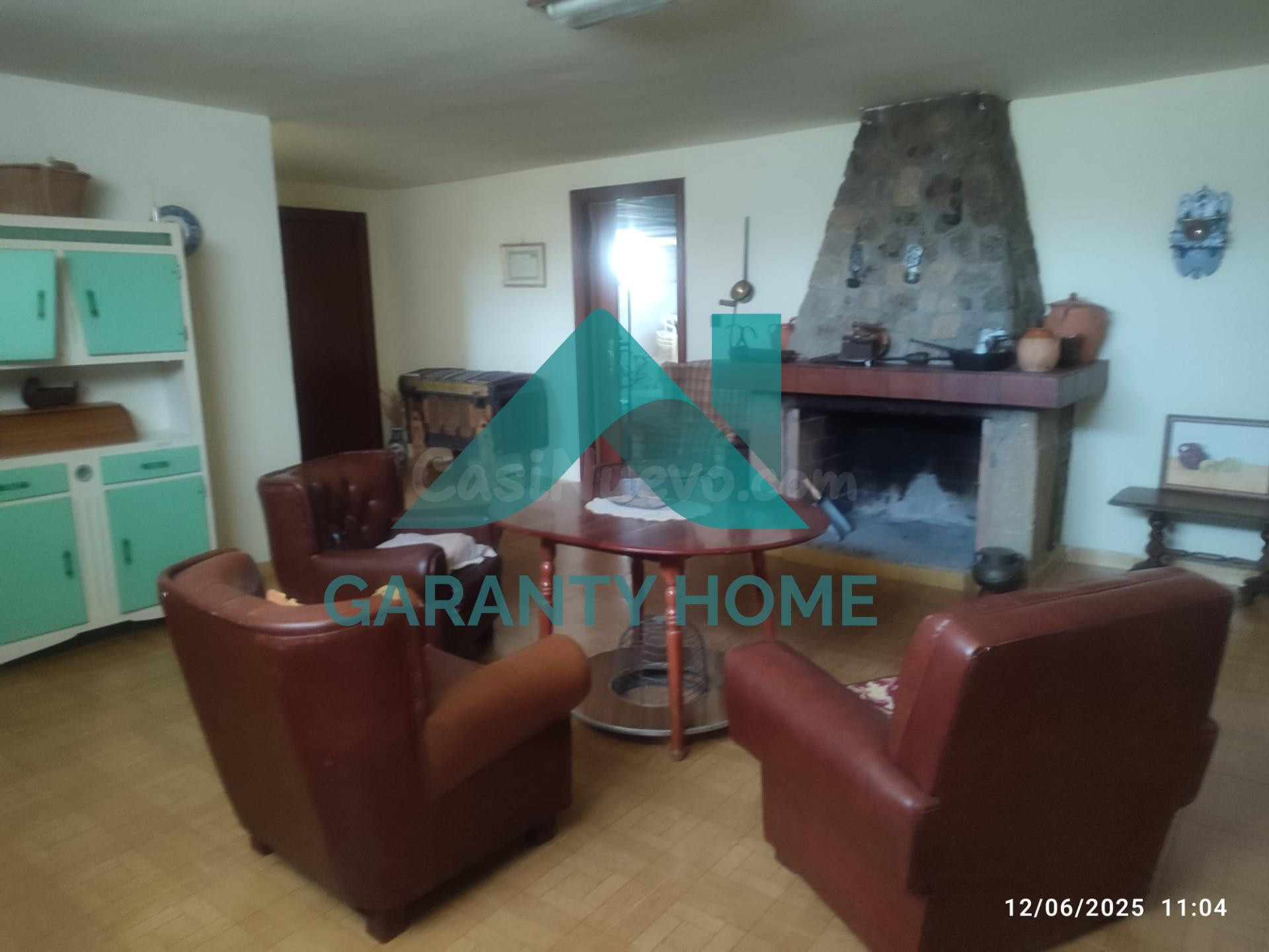 ¡ESPECTACULAR CHALET EN VENTA EN VILLA DEL CAMPO! ✨ - foto 3
