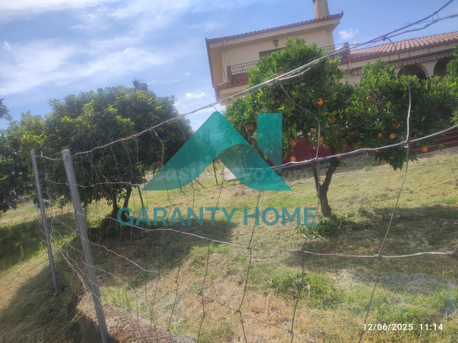 ¡ESPECTACULAR CHALET EN VENTA EN VILLA DEL CAMPO! ✨ - foto 5