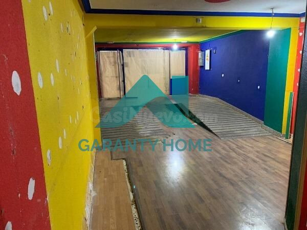 ¡SE ALQUILA LOCAL COMERCIAL EN AVENIDA DE ALEMANIA! - foto 2