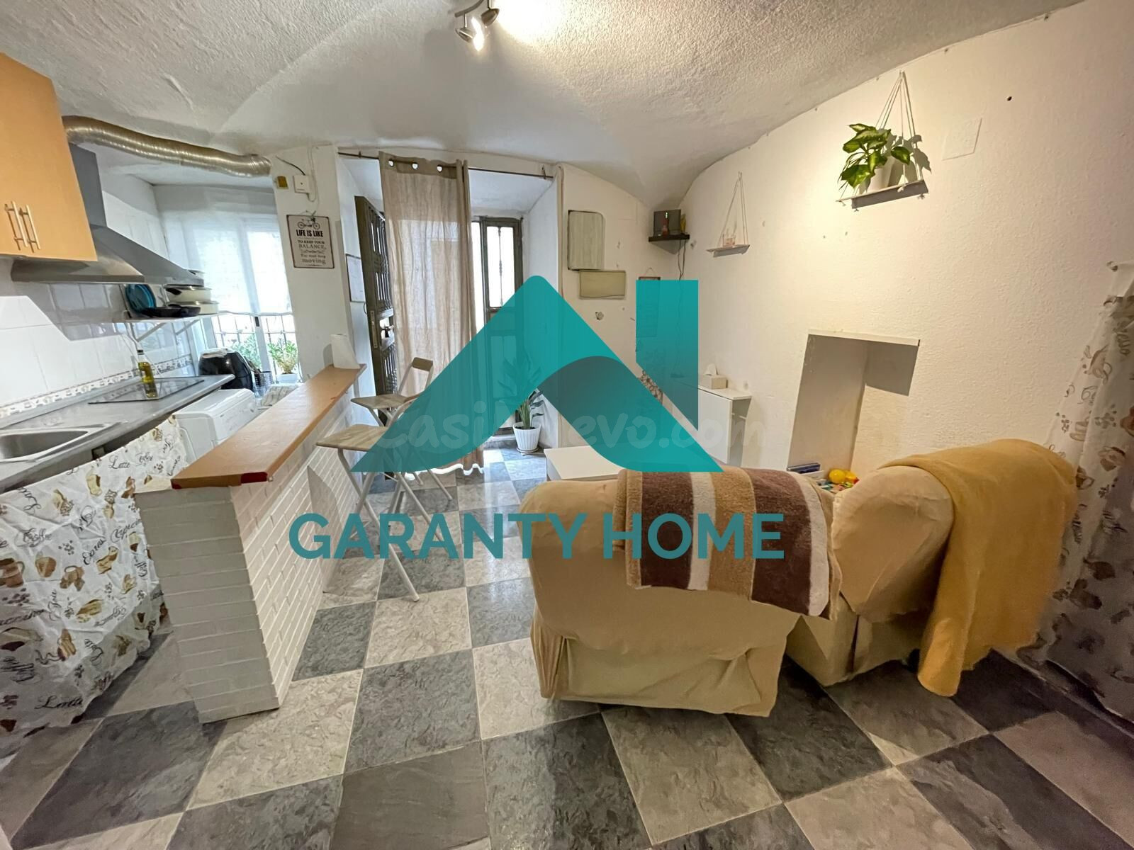 ¡CASA EN VENTA EN LA PARTE ANTIGUA DE CÁCERES! ✨ - foto 3