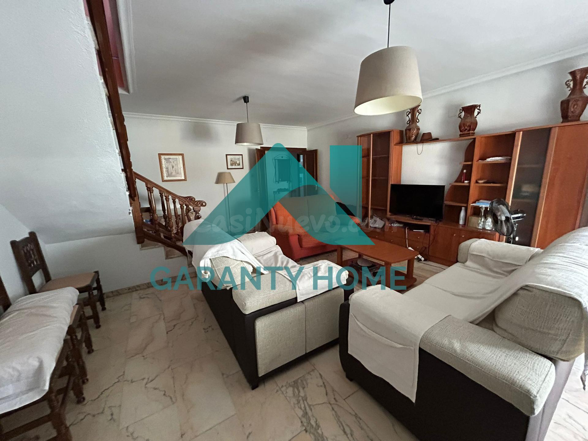 ¡SE VENDE AMPLIO DÚPLEX EN PLENO CENTRO DE CÁCERES SE ADMITE - foto 2