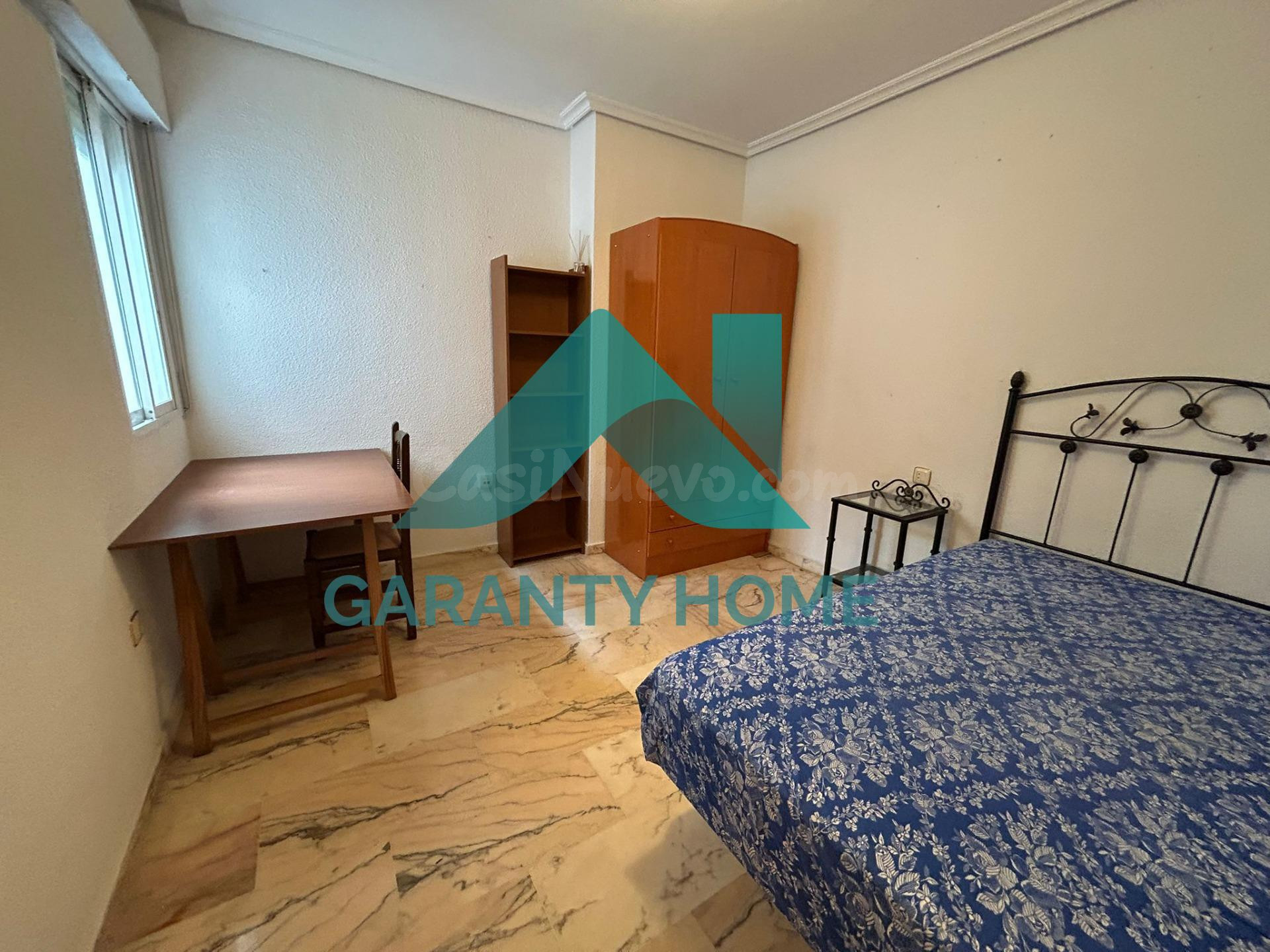 ¡SE VENDE AMPLIO DÚPLEX EN PLENO CENTRO DE CÁCERES SE ADMITE - foto 5