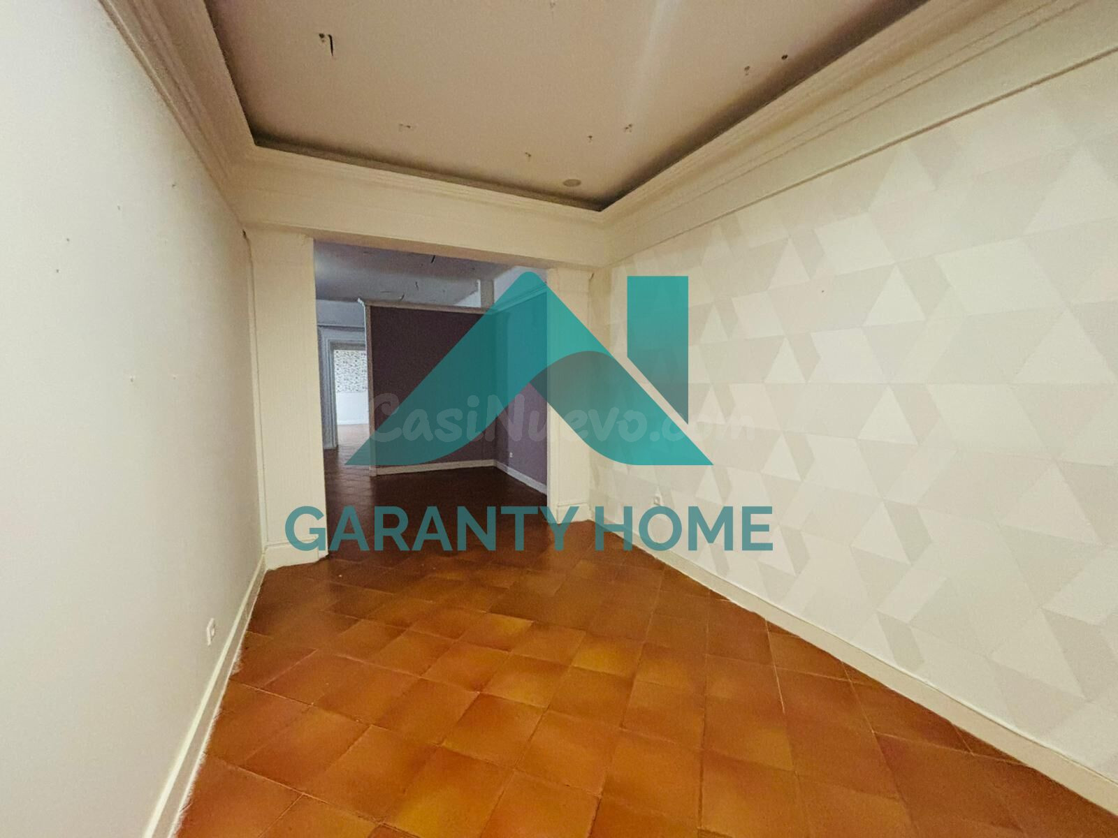 ✨AMPLIO LOCAL EN ALQUILER EN ZONA CENTRO – CÁCERES✨ - foto 4