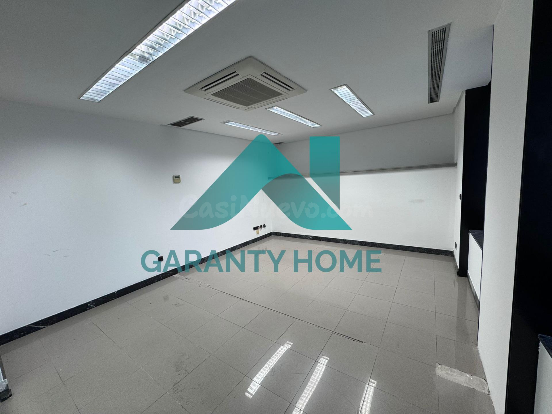 SE VENDE LOCAL COMERCIAL EN AVENIDA VIRGEN DE GUADALUPE (CÁC - foto 5